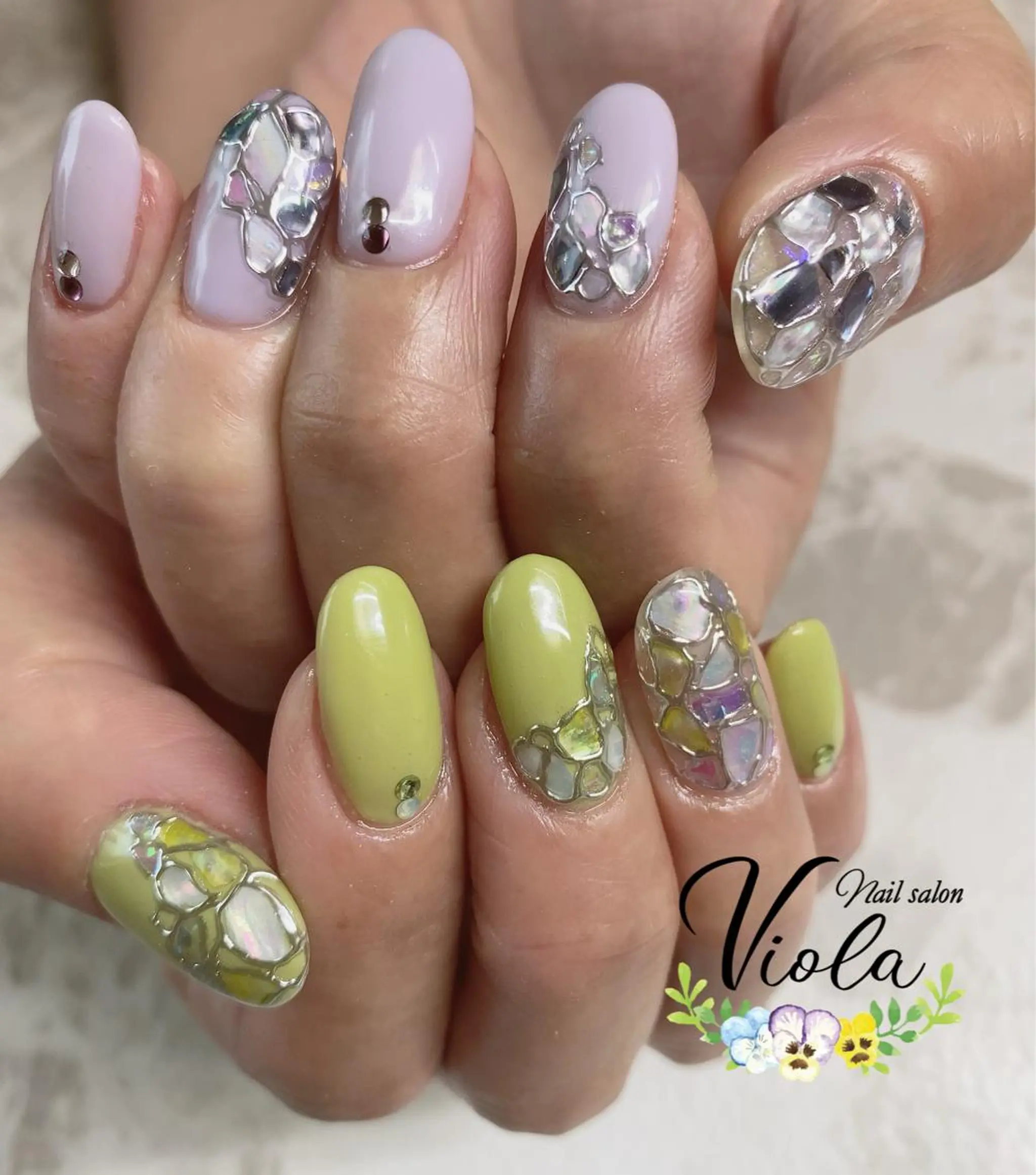 ネイル グリーン パステルネイル ピスタチオネイル パープル ハンドネイル Nailsalon Viola所属・ネイルサロン Violaのネイルデザイン