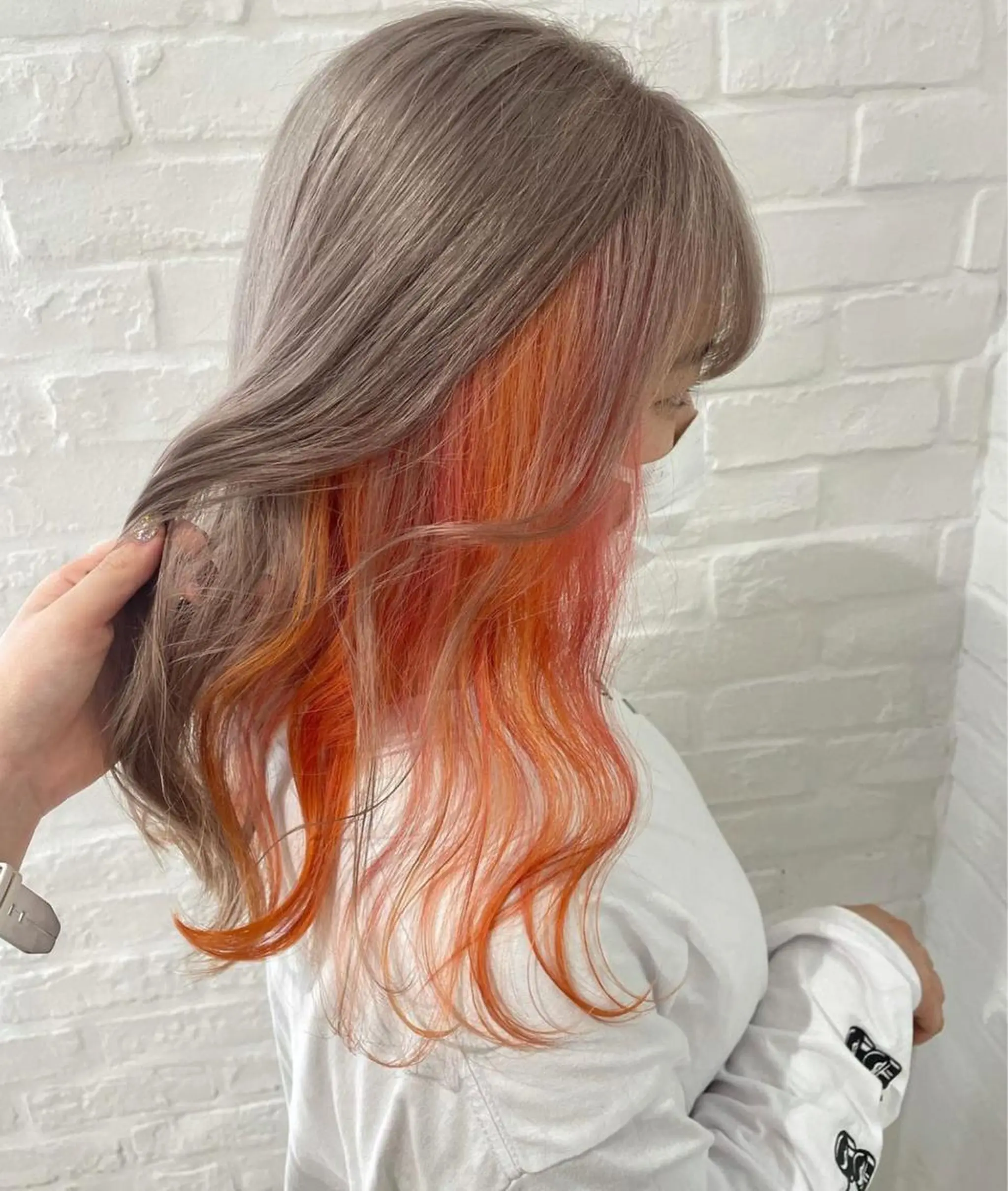 ロング カラー ヘアカラー nuu 栄所属・🧸SAKI🎀 韓国レイヤーのヘアスタイル