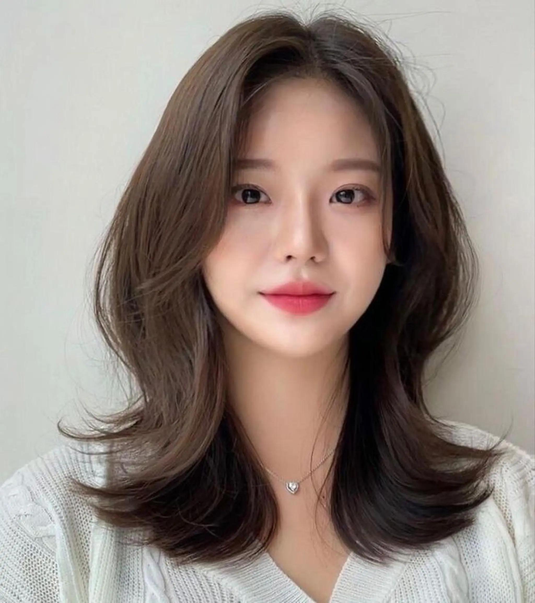 ミディアム カラー 縮毛矯正×韓国ヘア 🇰🇷小笠原のヘアスタイル
