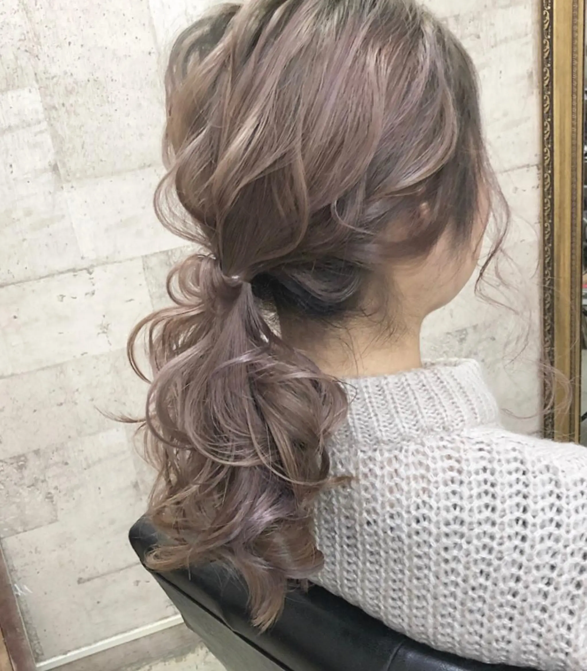 ロング カラー ヘアアレンジ ベージュカラー ラベンダーカラー ラベンダーベージュ autre所属・大久保 ひでなりのヘアスタイル