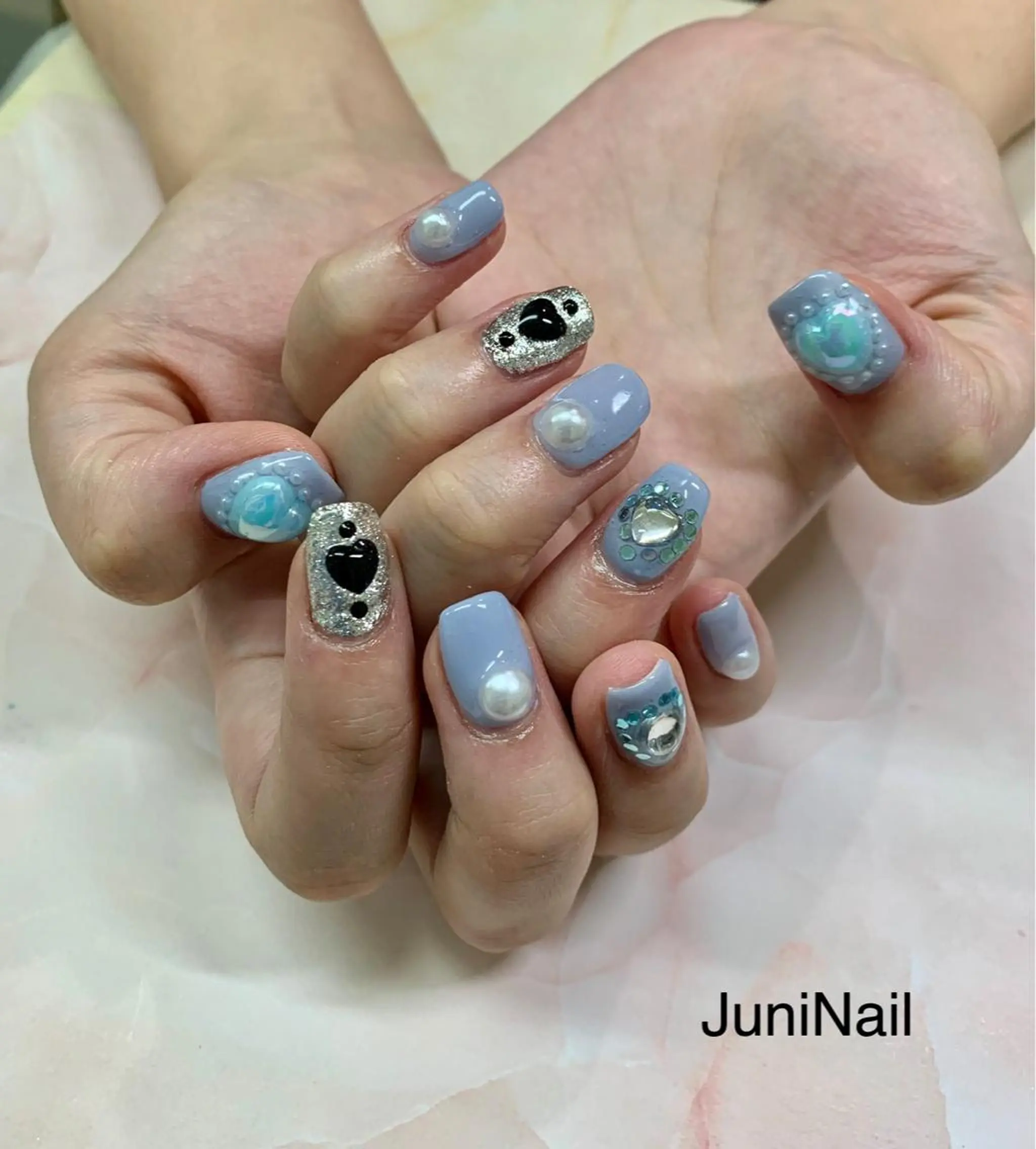 ネイル オーロラネイル クリアネイル フラッシュネイル フレンチネイル 氷ネイル・うるうるネイル ハンドネイル JuniNail 주니네일🇰🇷suのネイルデザイン