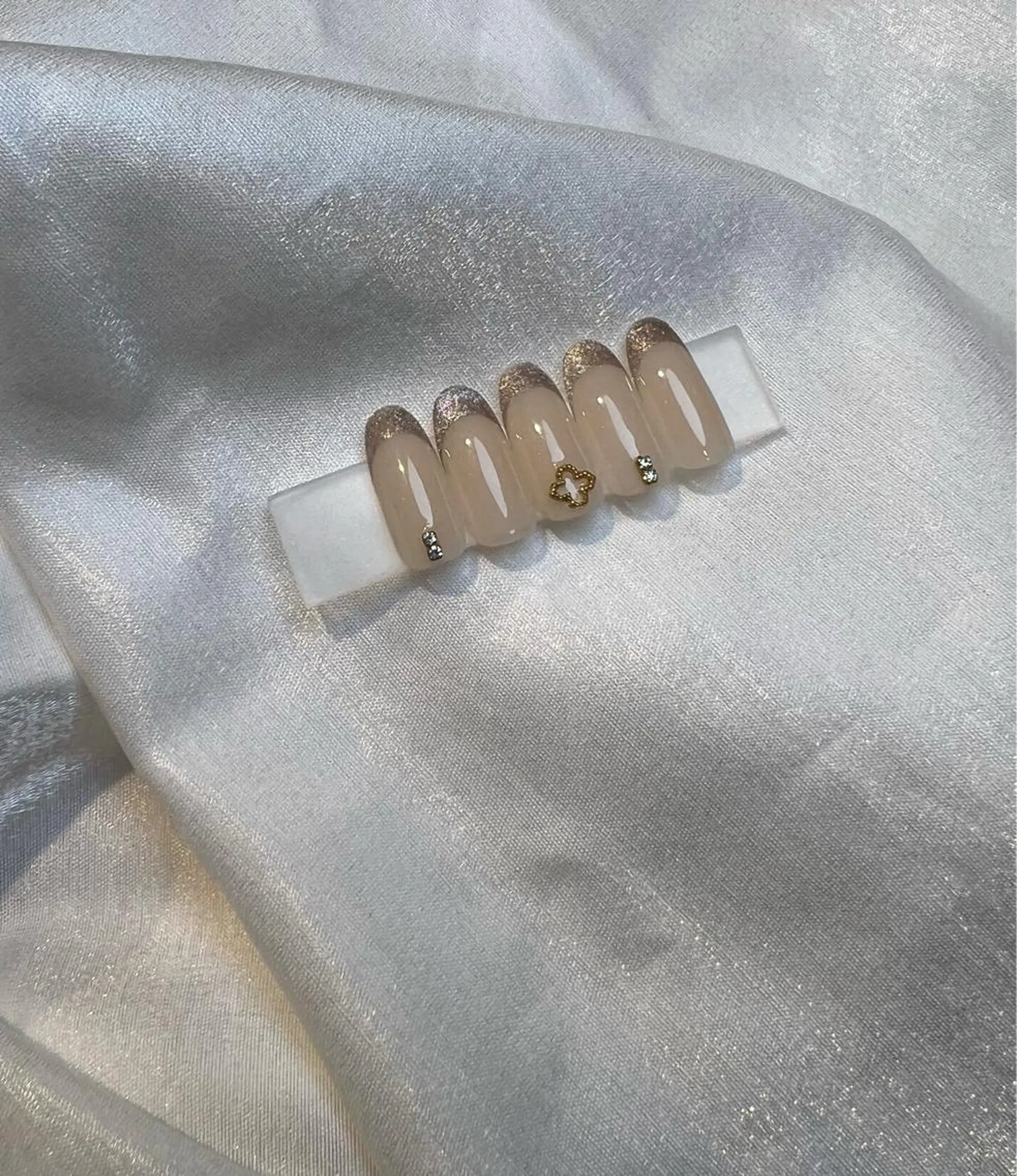 ネイル Lino+ ネイル&よもぎ蒸しのネイルデザイン