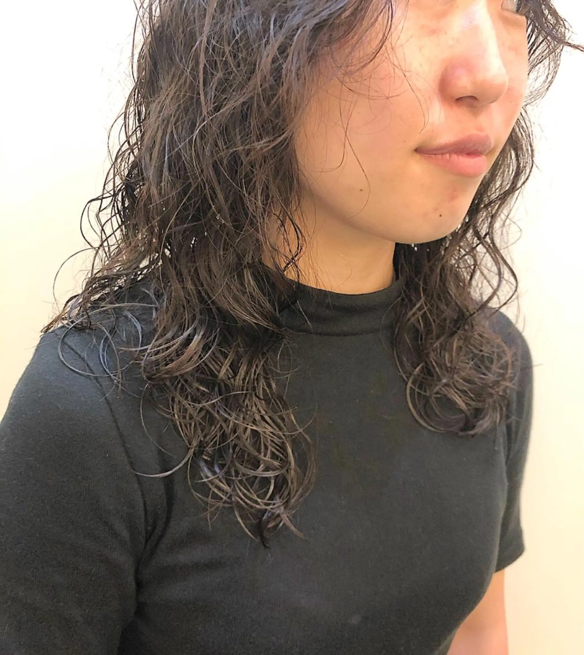 ロング パーマ カット パーマ トリートメント 坂田 友梨奈のヘアスタイル