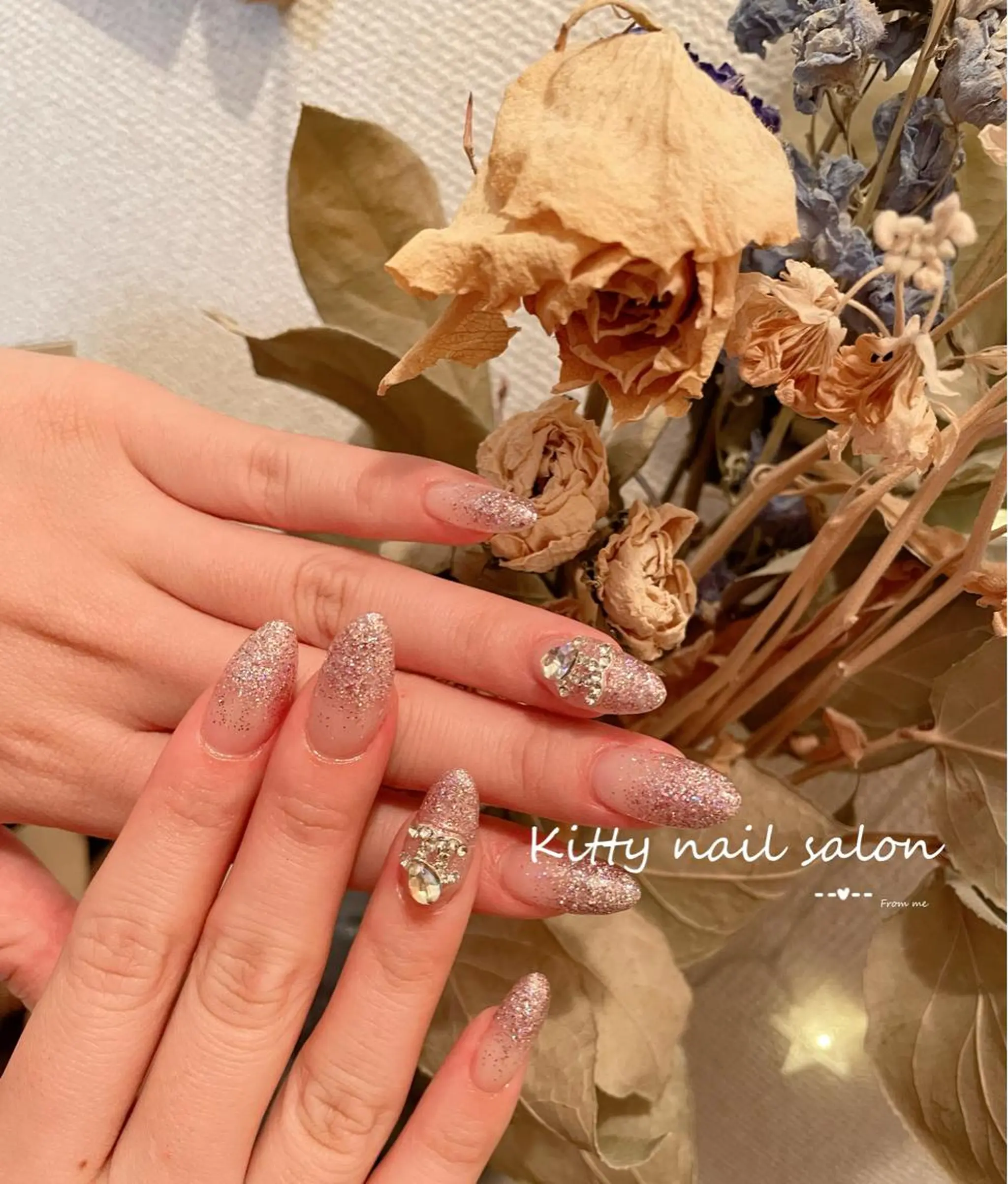 ネイル ストーンネイル ハンドネイル kitty nail salonのネイルデザイン