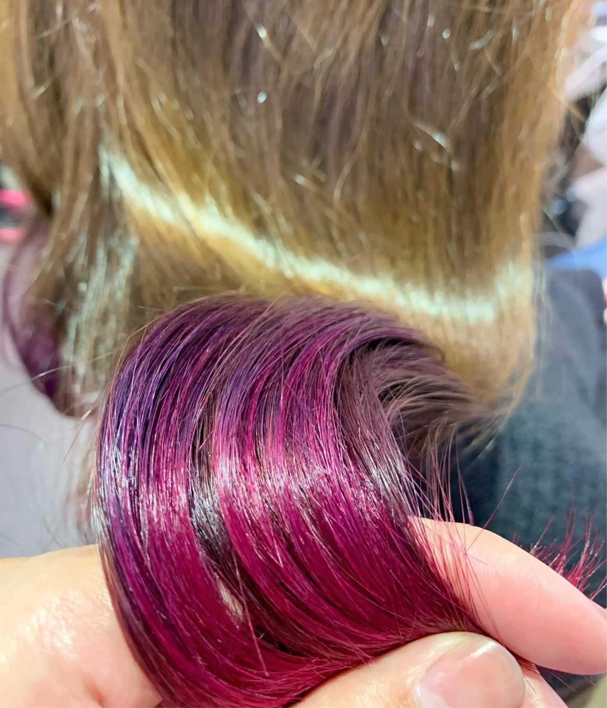カラー エミュスト心斎橋所属・🎨カラー&髪質改善 職人　松葉優希のヘアスタイル