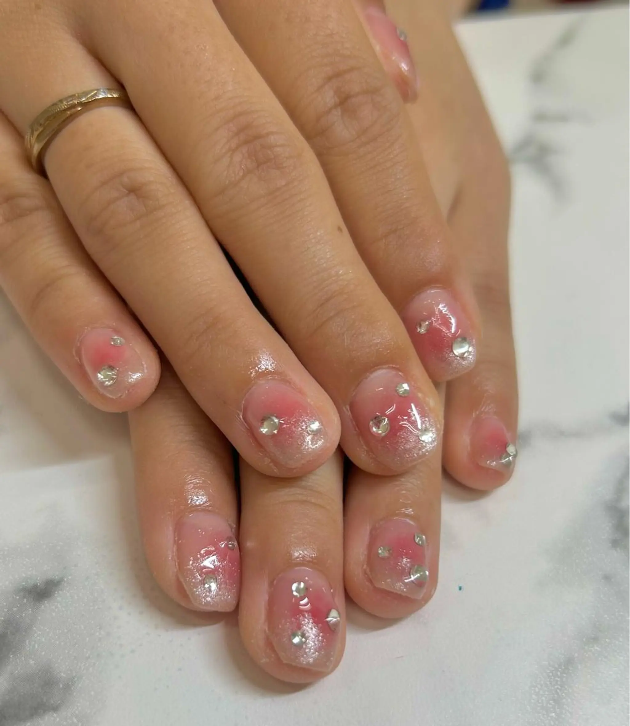 ネイル チークネイル onnail mikoのネイルデザイン