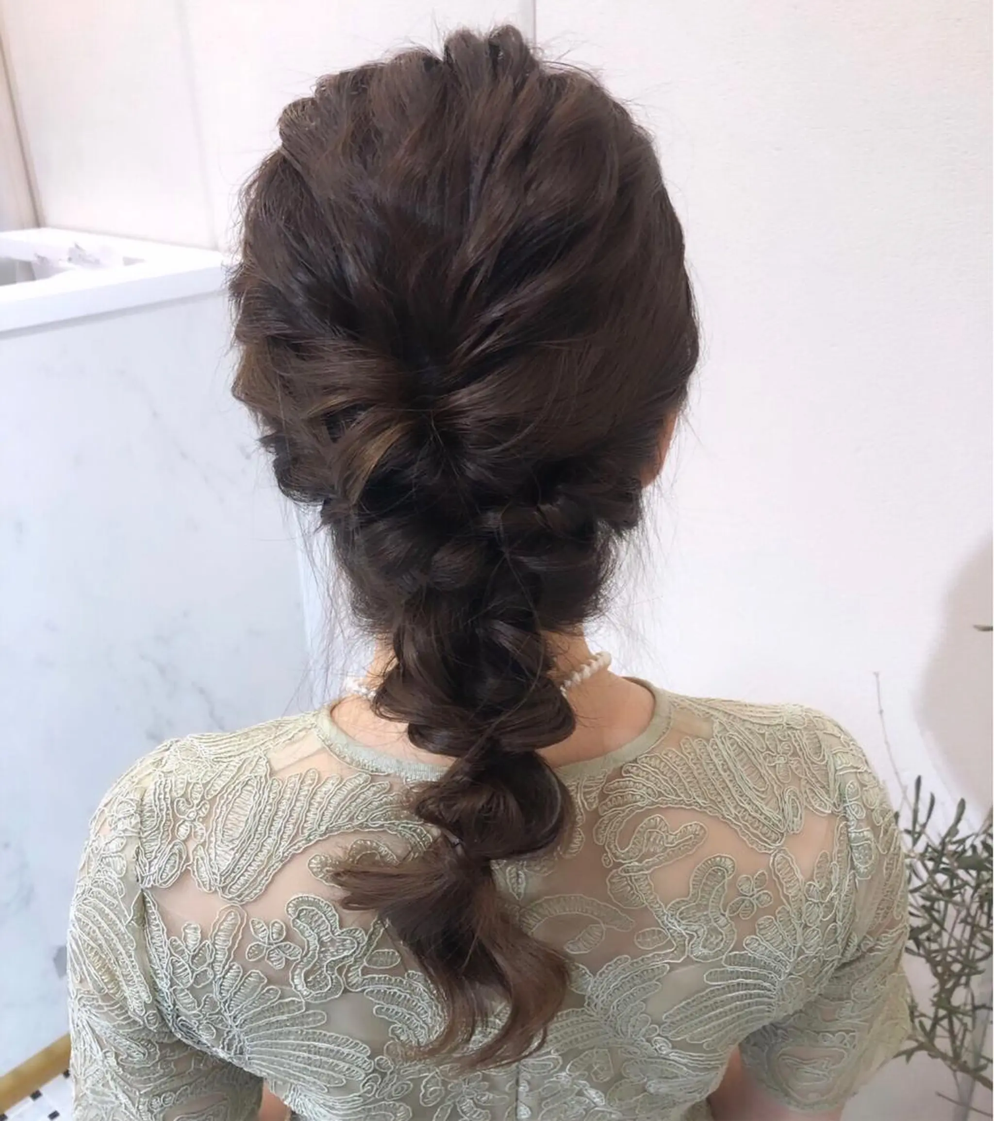 セミロング カラー ヘアアレンジ 関谷 あいみのヘアスタイル