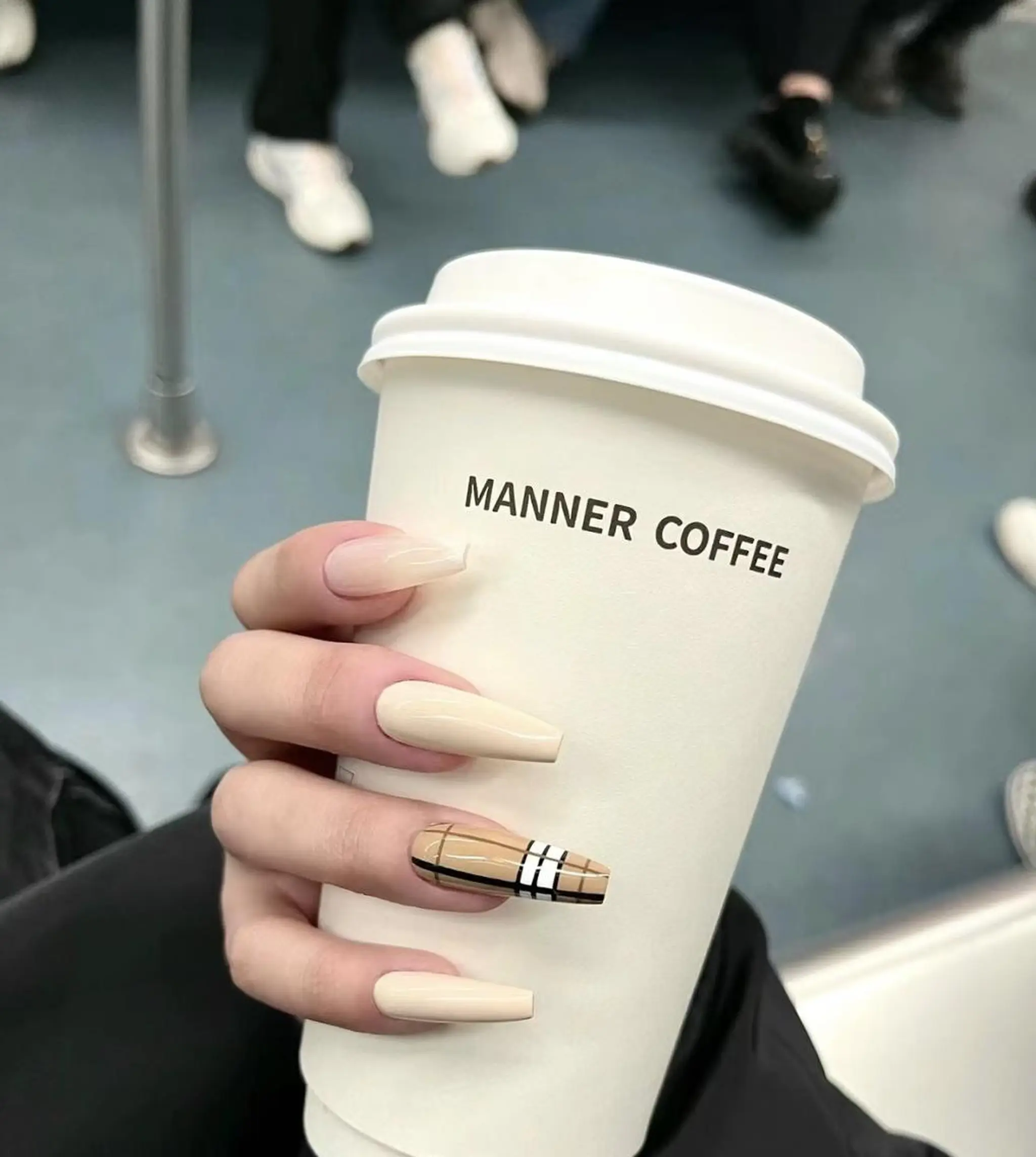 ネイル inf リエネイルサロンのネイルデザイン