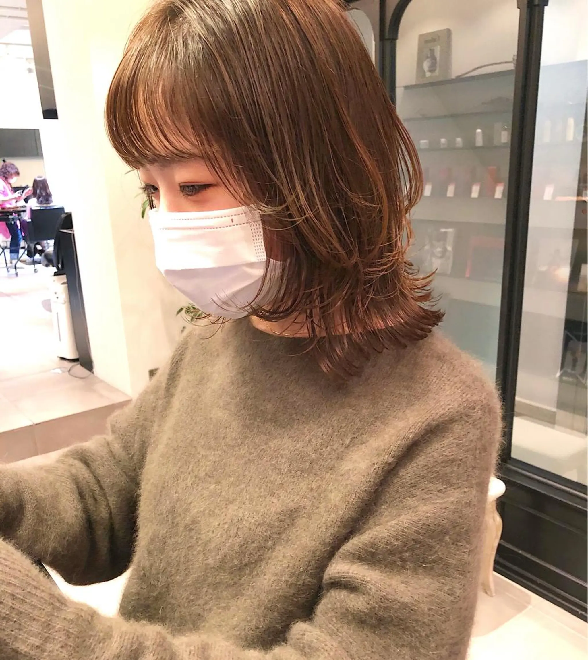 ミディアム レイヤーカット ウルフカット ウルフレイヤー 中澤 美緒のヘアスタイル