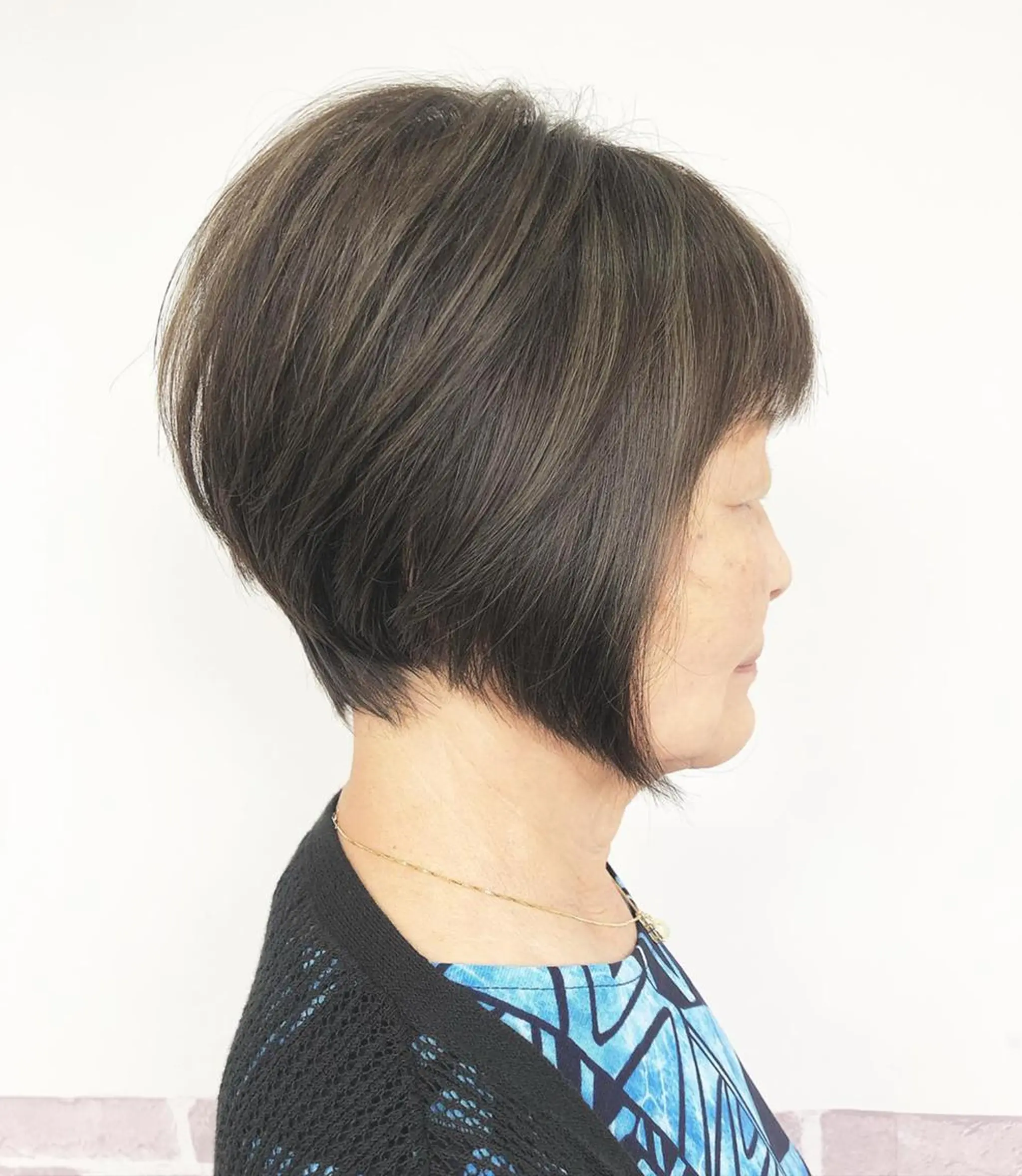 ショート カラー ショートボブ グレージュ ボブ くびれヘア くせ毛 favorite b Charmeのヘアスタイル