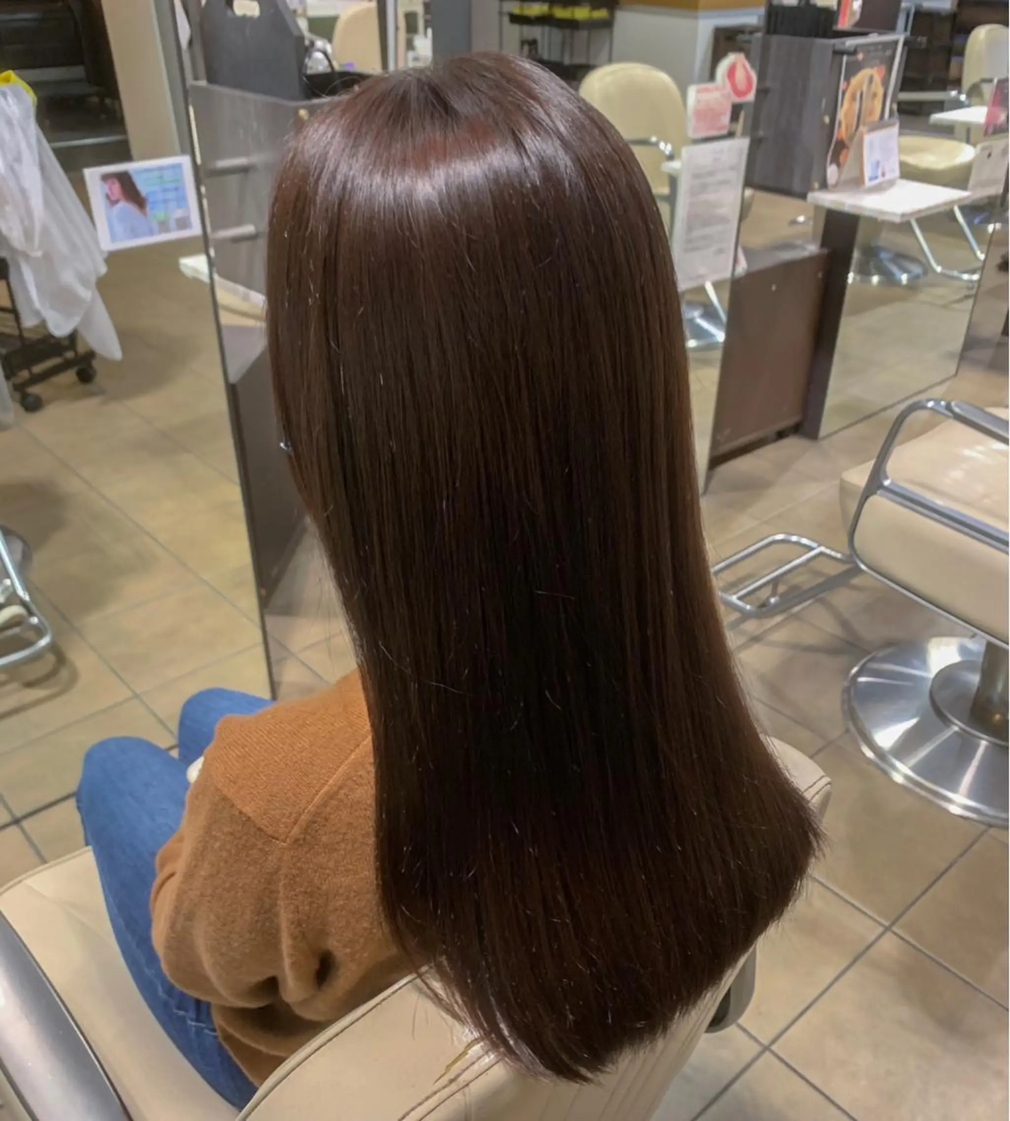ロング カラー ベージュカラー カット ヘアカラー トリートメント Uni.所属・地毛風ストレート/ 髪質改善/榎本流行のヘアスタイル