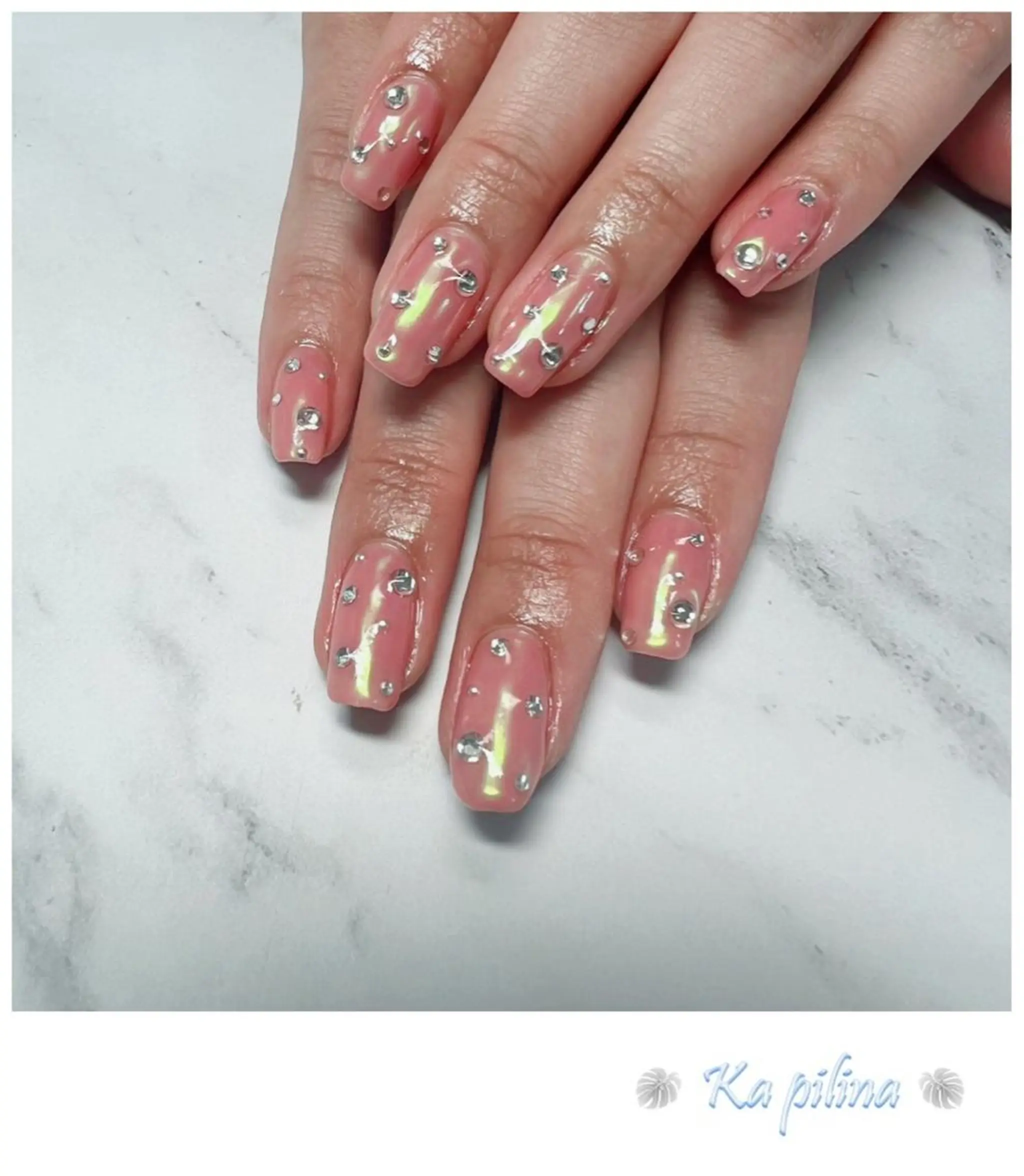 ネイル オーロラネイル ミラーネイル Nail salon Ka pilinaのネイルデザイン