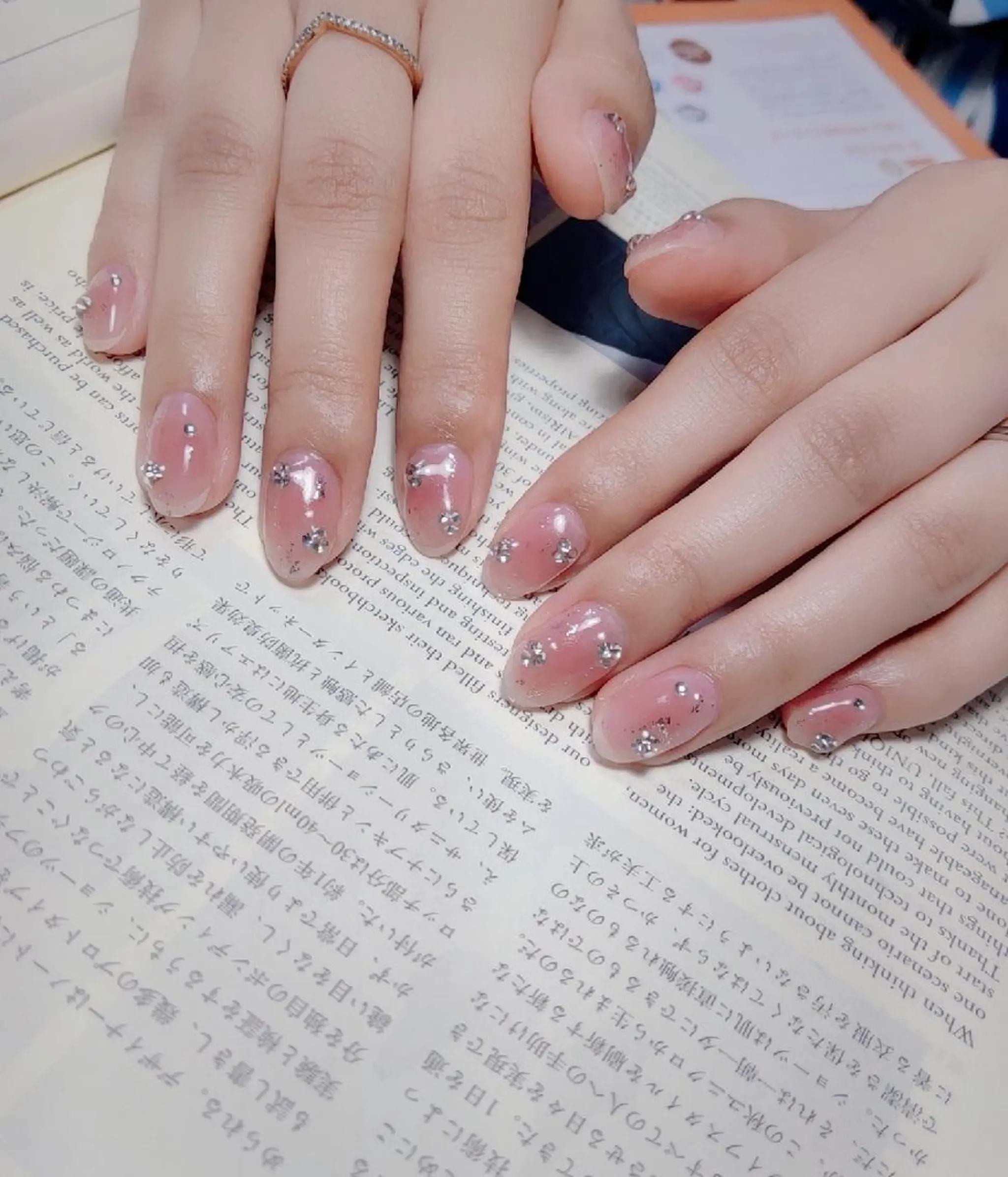 ネイル E·U·B ネイル所属・横浜市中区曙町 E·U·Bネイルのネイルデザイン