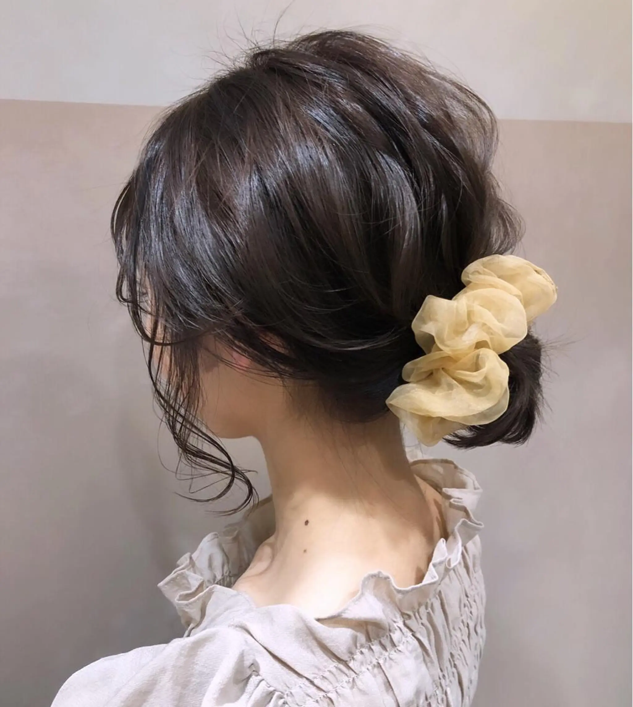 セミロング カラー ヘアアレンジ 関谷 あいみのヘアスタイル