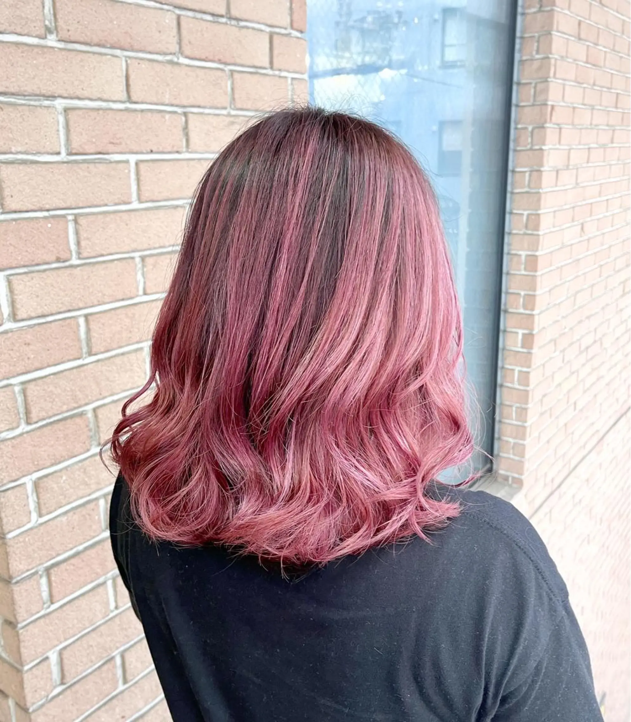 セミロング カラー ヘアアレンジ グラデーションカラー ピンクカラー🩷 ヘアセットＮＯ.1のヘアスタイル
