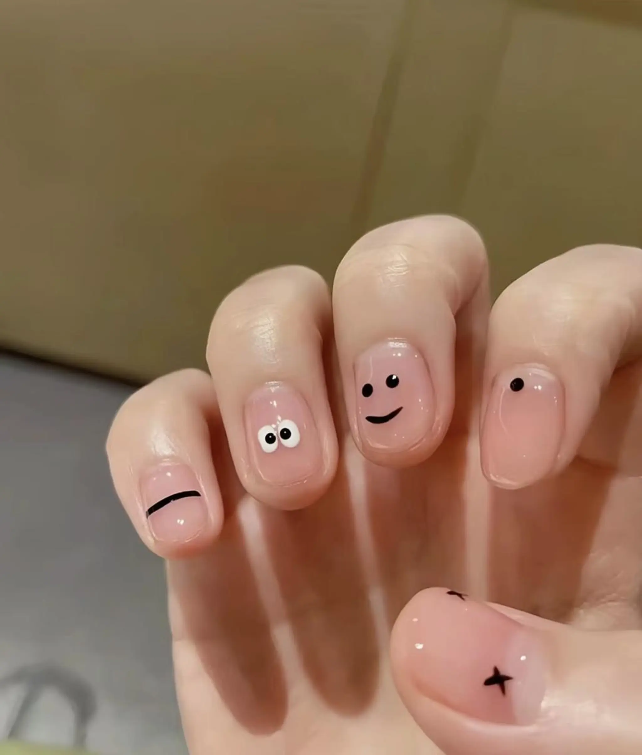 ネイル inf リエネイルサロンのネイルデザイン