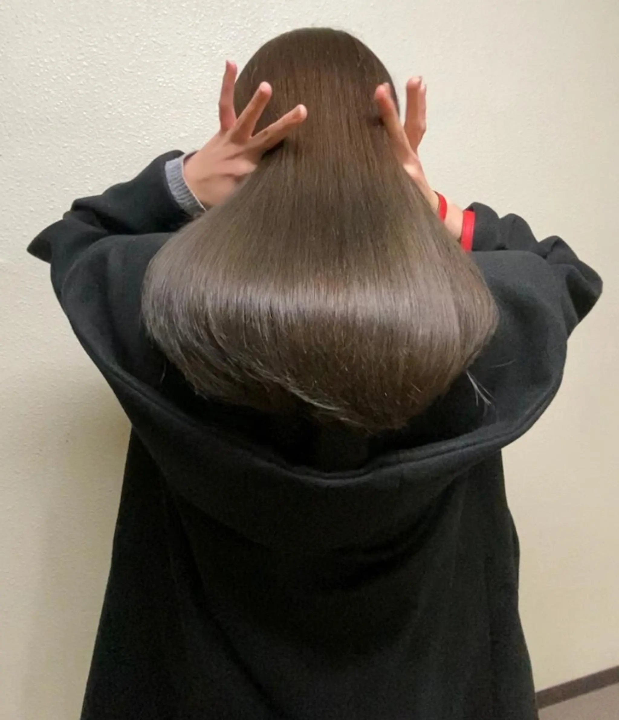 セミロング カラー 髪質改善 ヘアカラー トリートメント ikeda shioriのヘアスタイル