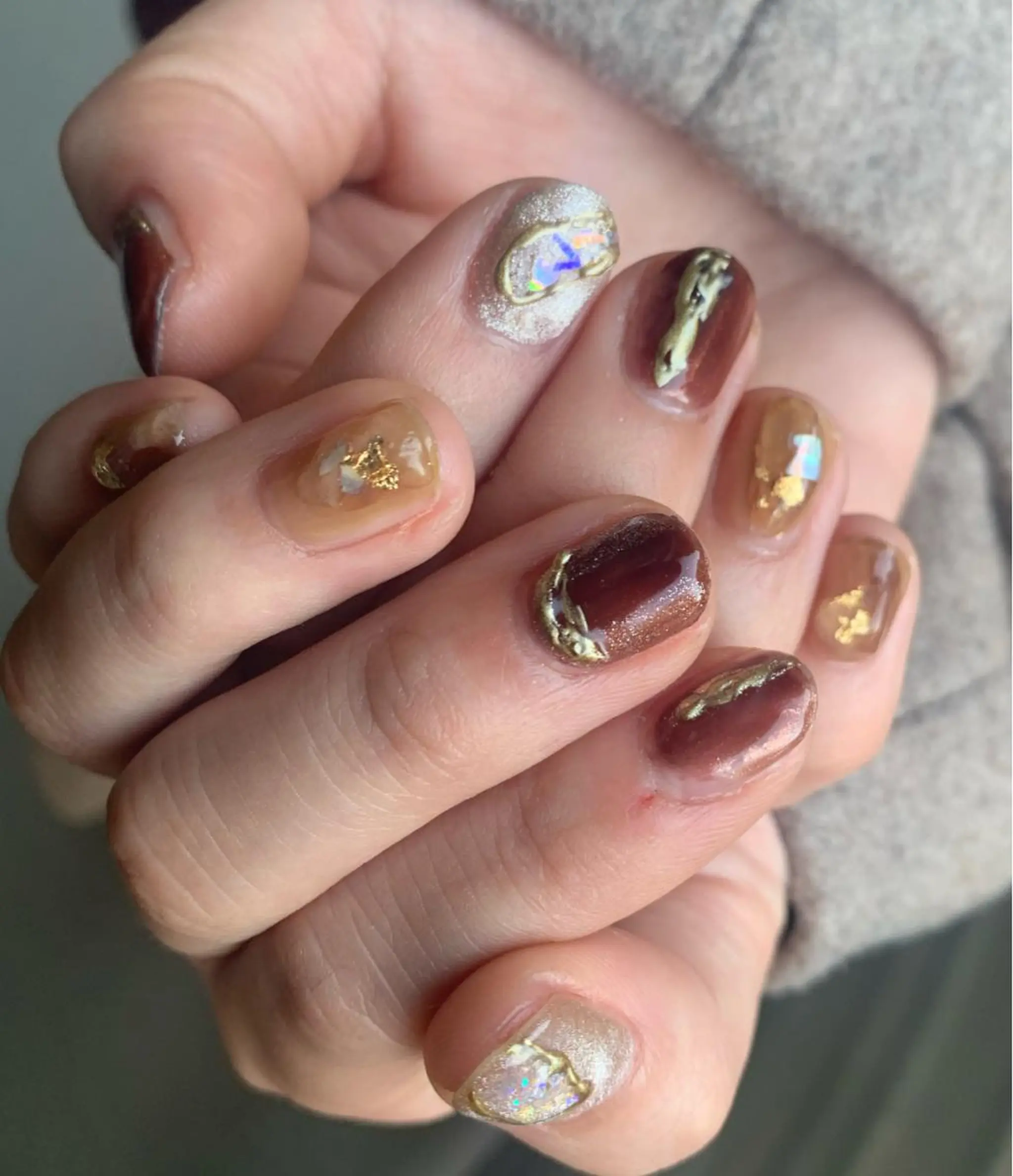 ネイル ブラウン ニュアンスネイル nail＊ runa🌻のネイルデザイン