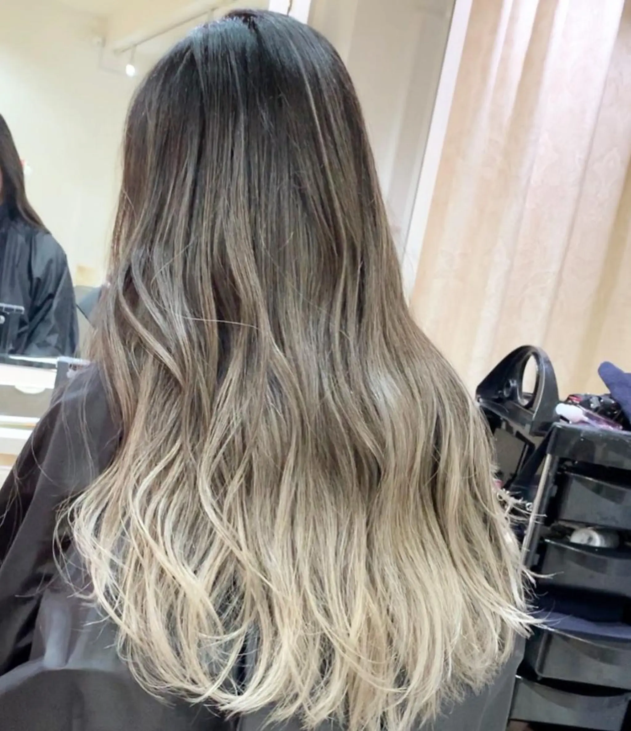 セミロング Luvu所属・小林 隼人のヘアスタイル