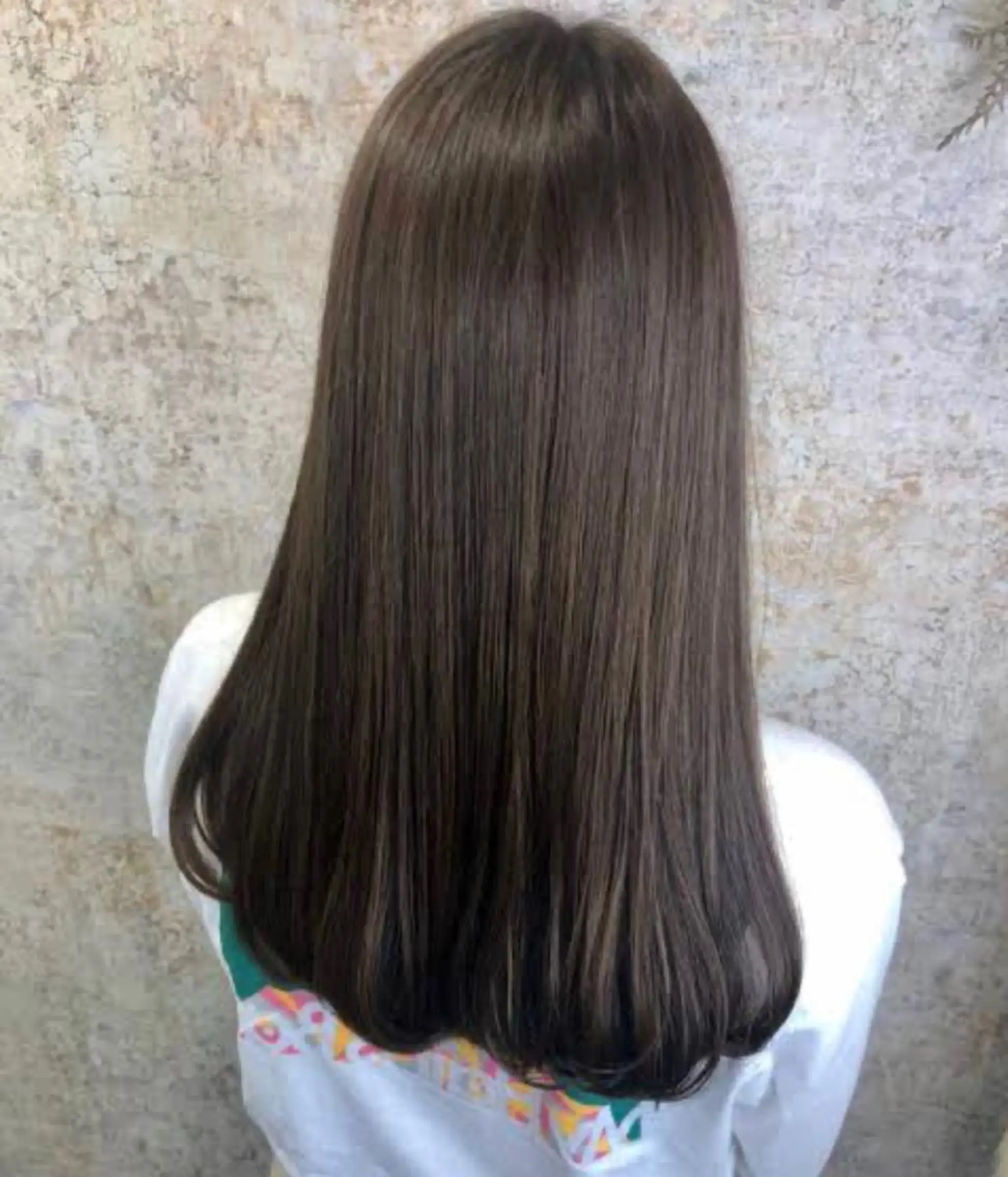 カラー 竹谷 奈津実のヘアスタイル