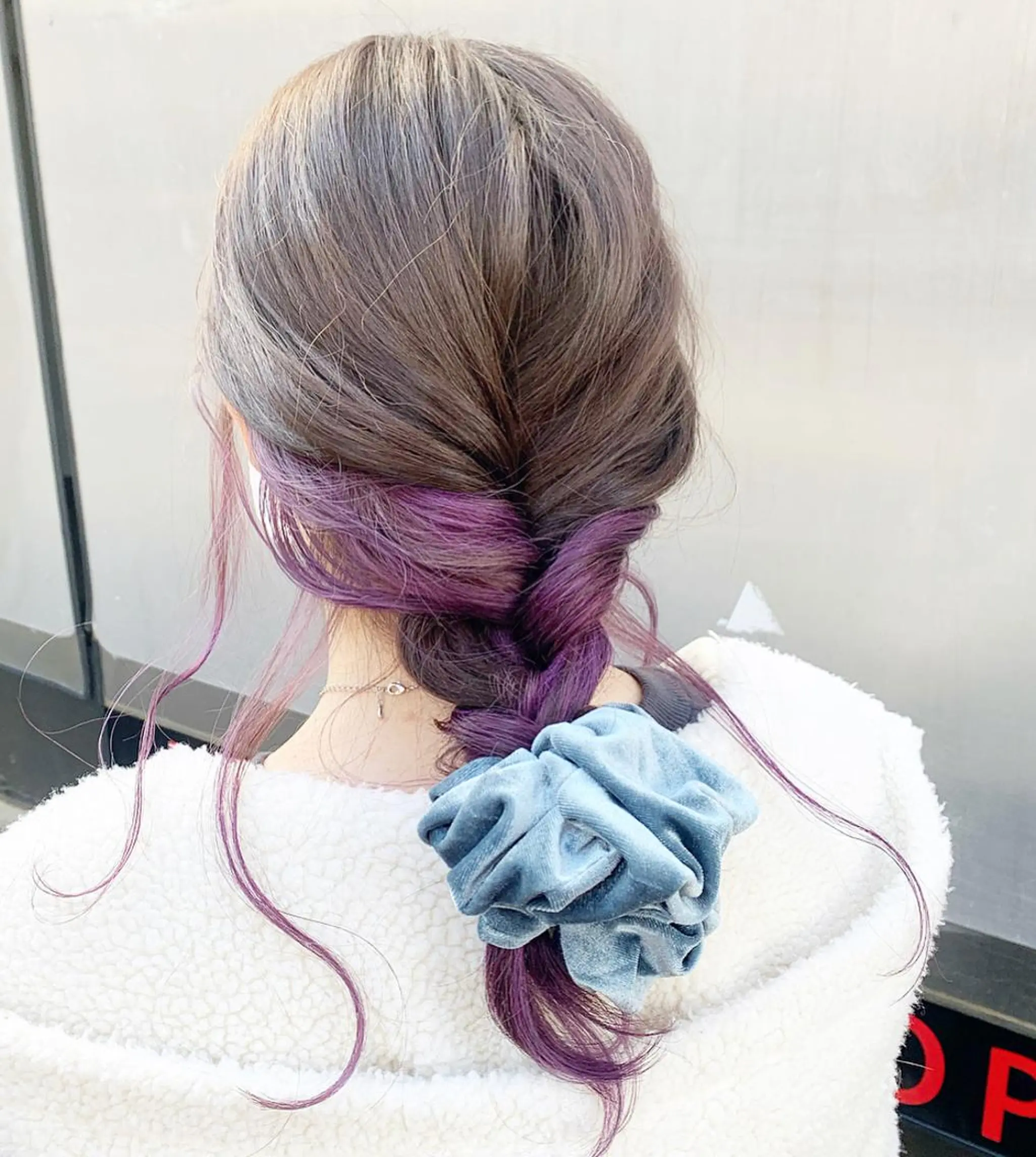 ロング カラー ヘアアレンジ ブリーチ ヘアカラー ピンクカラー🩷 ヘアセットＮＯ.1のヘアスタイル