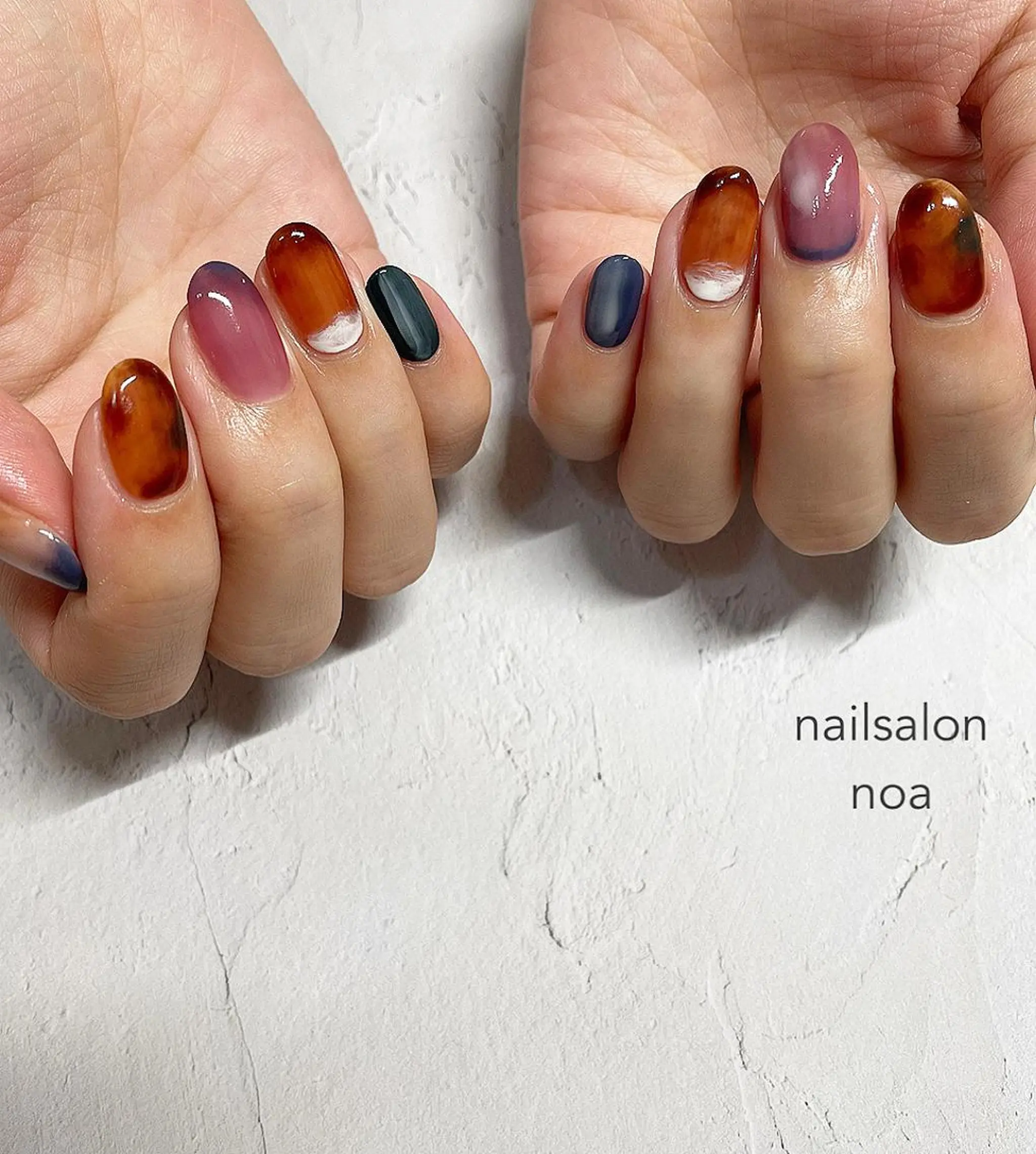 ネイル アートネイル オーロラネイル カジュアル ジェルネイル 氷ネイル・うるうるネイル nailsalon noa所属・nailist sakiのネイルデザイン