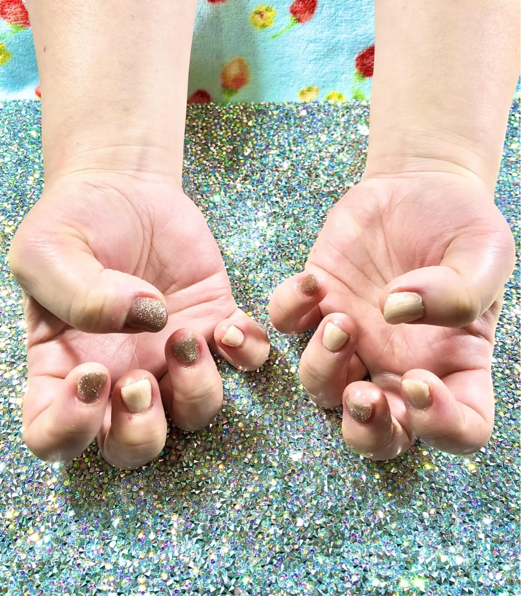 ネイル マグネットネイル シンプルネイル ハンドネイル Tairacchi タイラッチのエステ・リラクイメージ