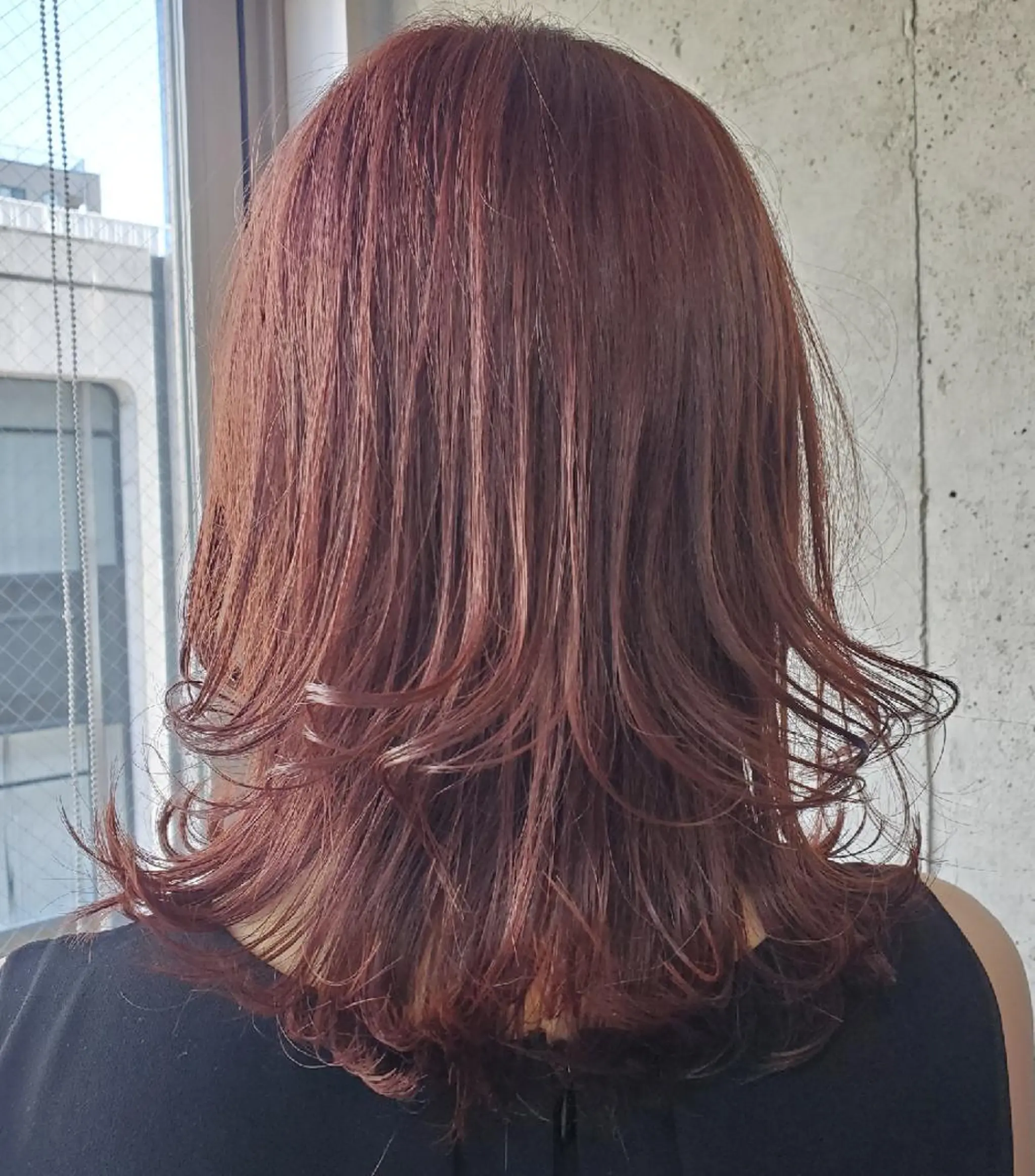 ミディアム カラー ルビー カット ヘアカラー パーマ トリートメント S. ERIのヘアスタイル
