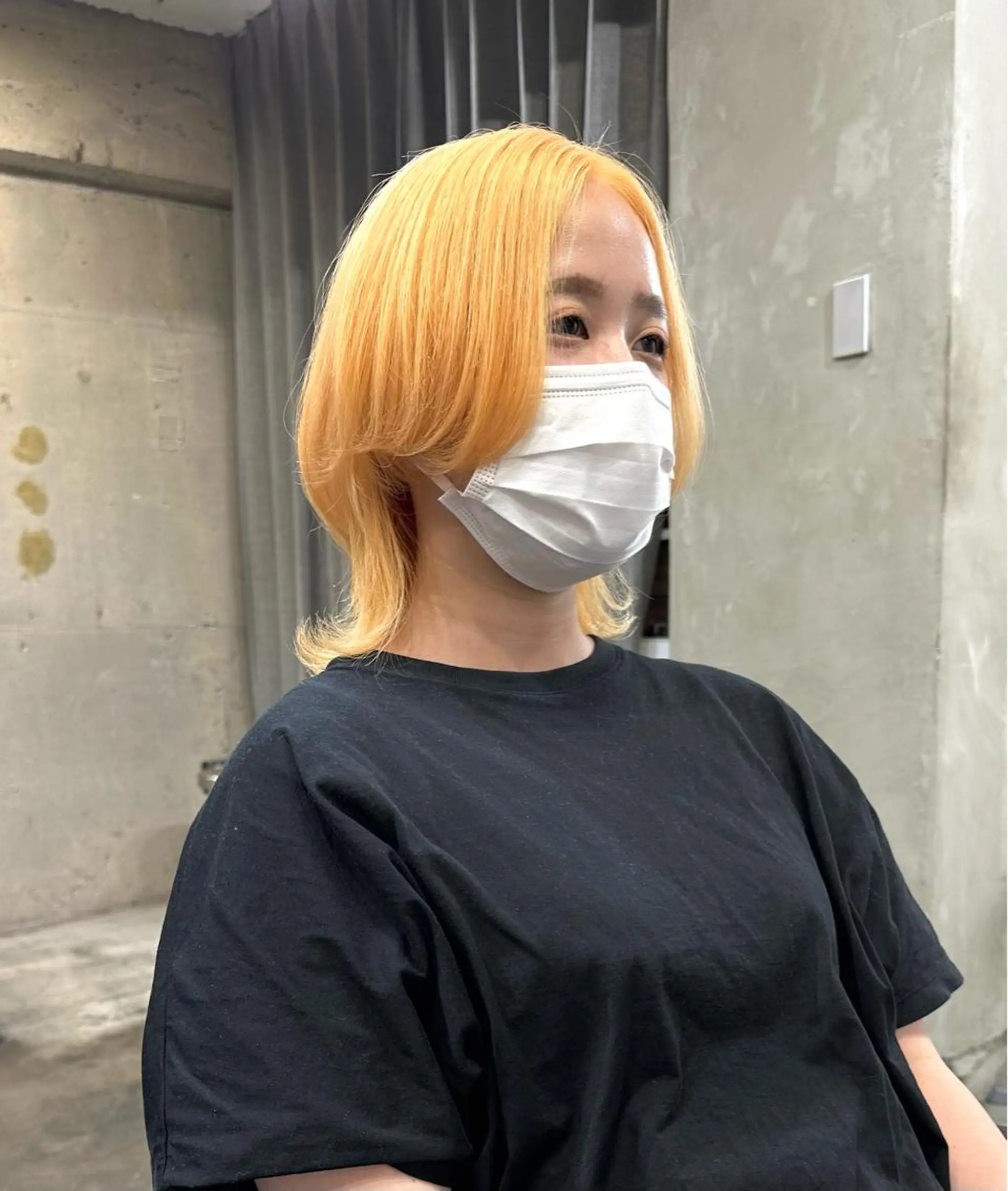 ミディアム パーマ ヘアアレンジ メンズ 抜きっぱなしブロンド ササキカズマのヘアスタイル