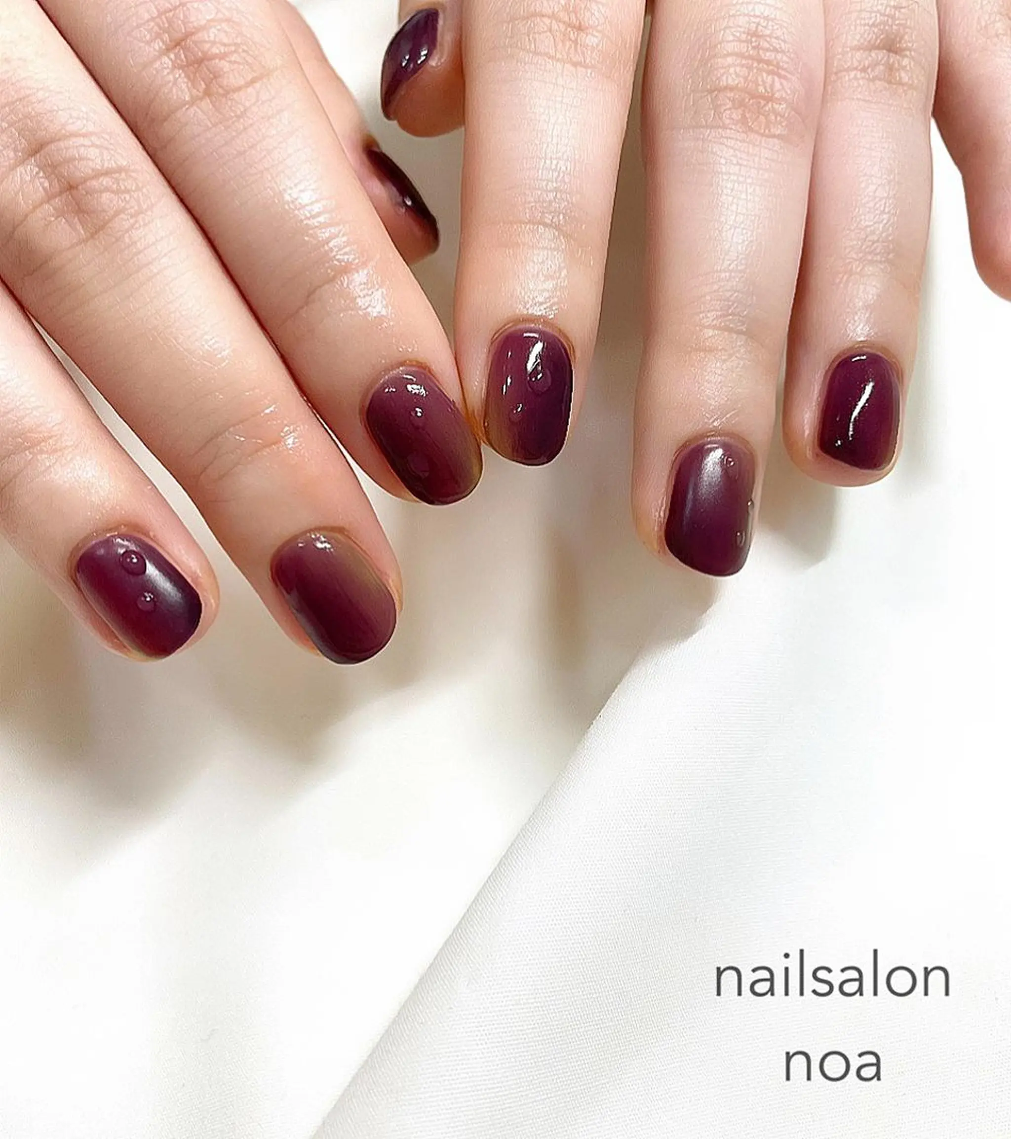 ネイル オーロラネイル カジュアル ジェルネイル 氷ネイル・うるうるネイル マグネットネイル nailsalon noa所属・nailist sakiのネイルデザイン