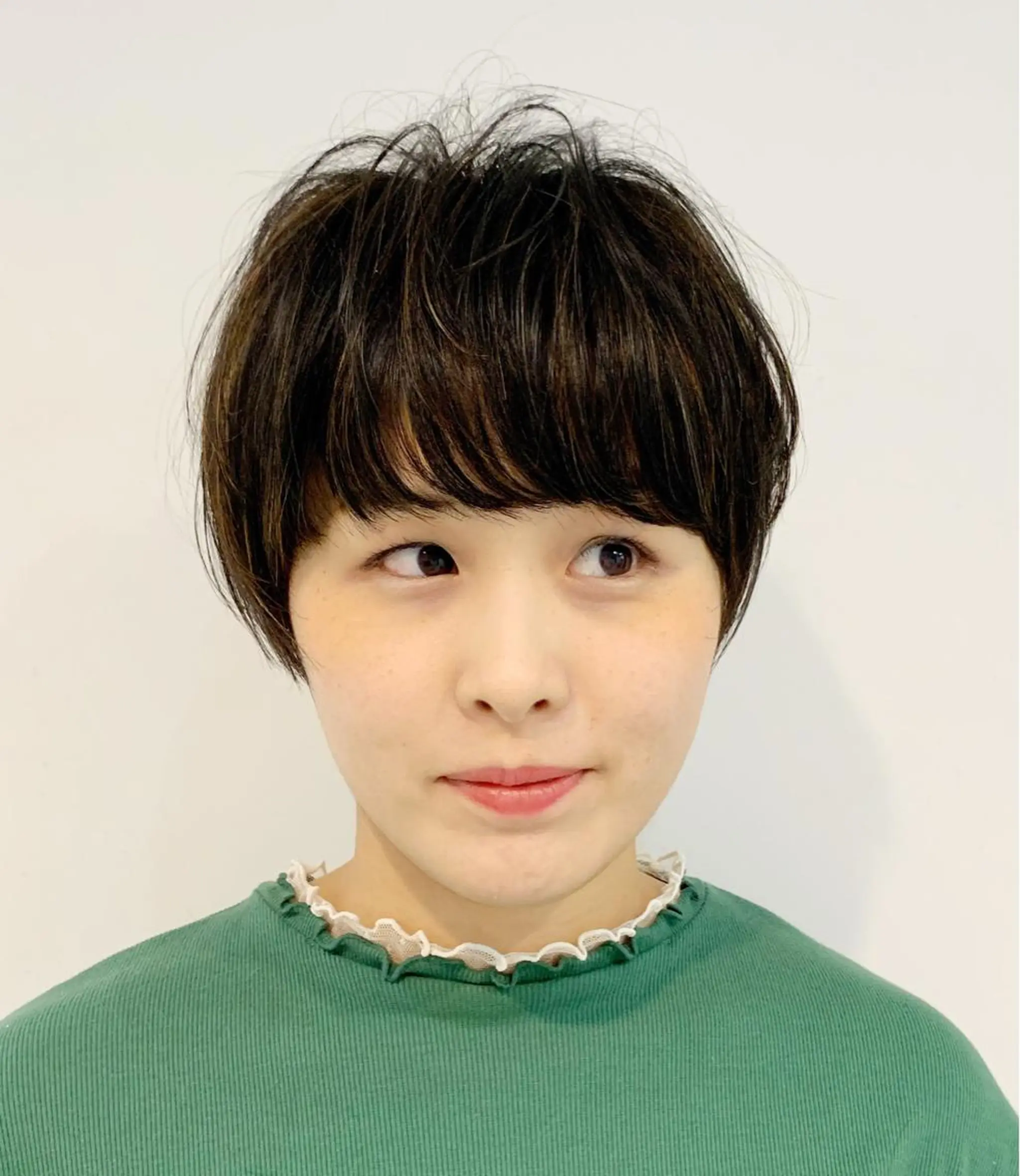 ショート カラー パーマ アッシュ ダークアッシュ ハイライトカラー ハイライト salon m ni サロンマーニ所属・久保田 一のヘアスタイル