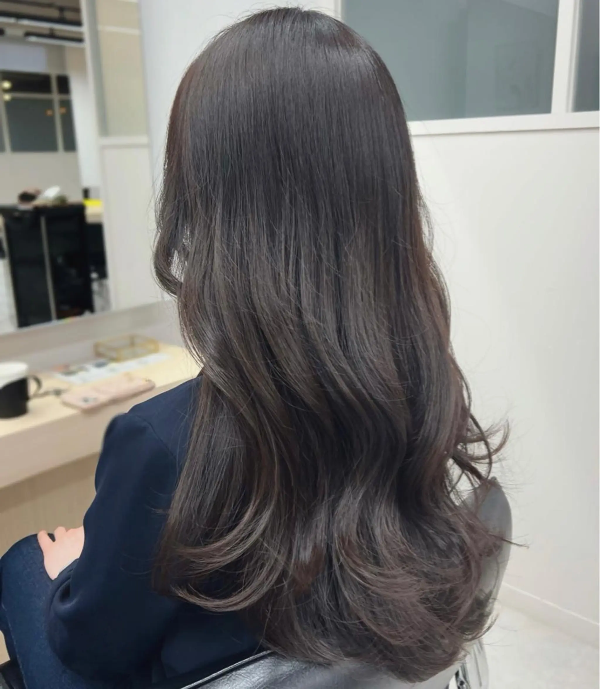 セミロング レイヤーカット 🦋韓国ヘア🦋 しょうこLuanaのヘアスタイル