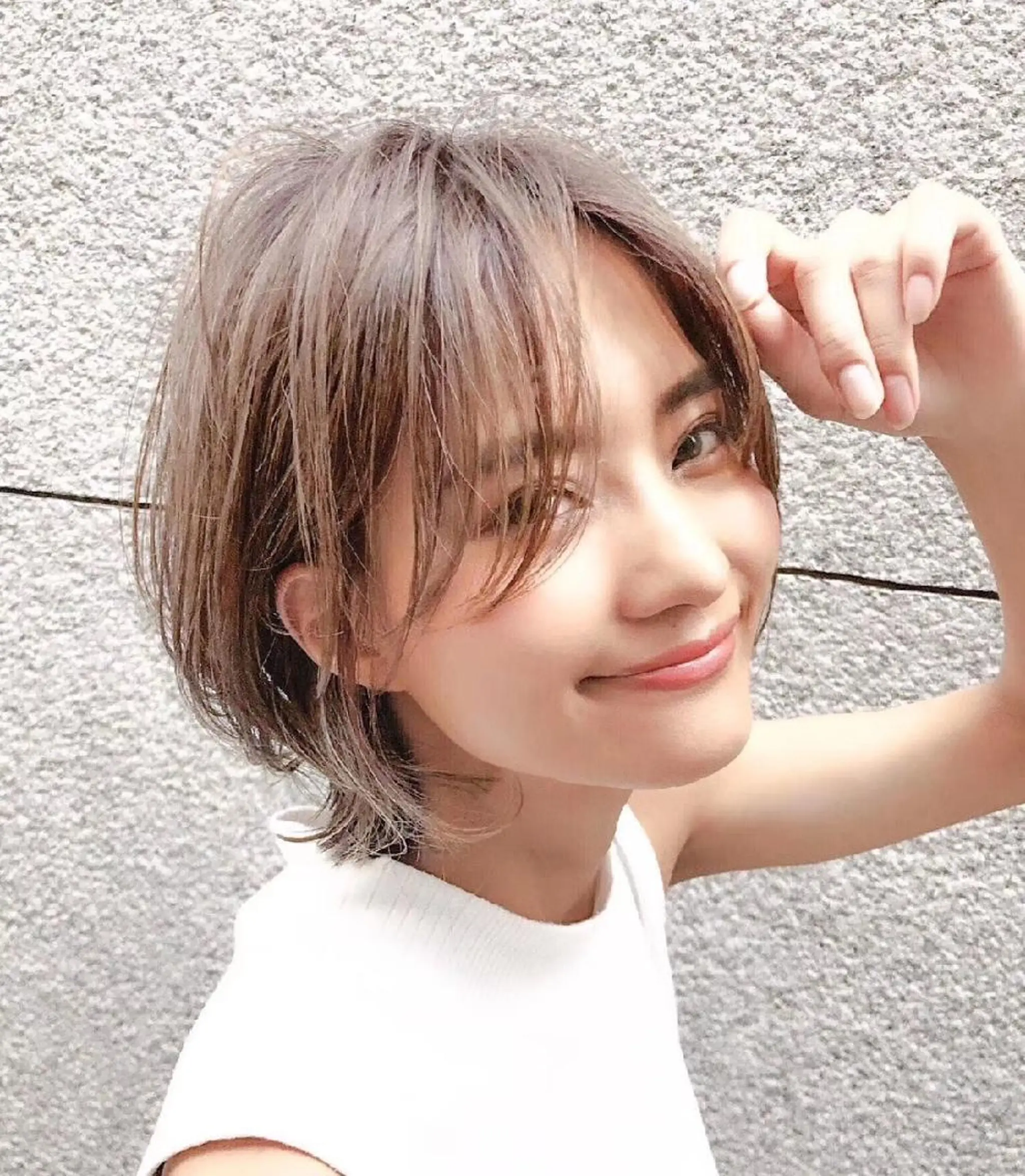 ショート カラー u hair所属・こばやし ももこのヘアスタイル