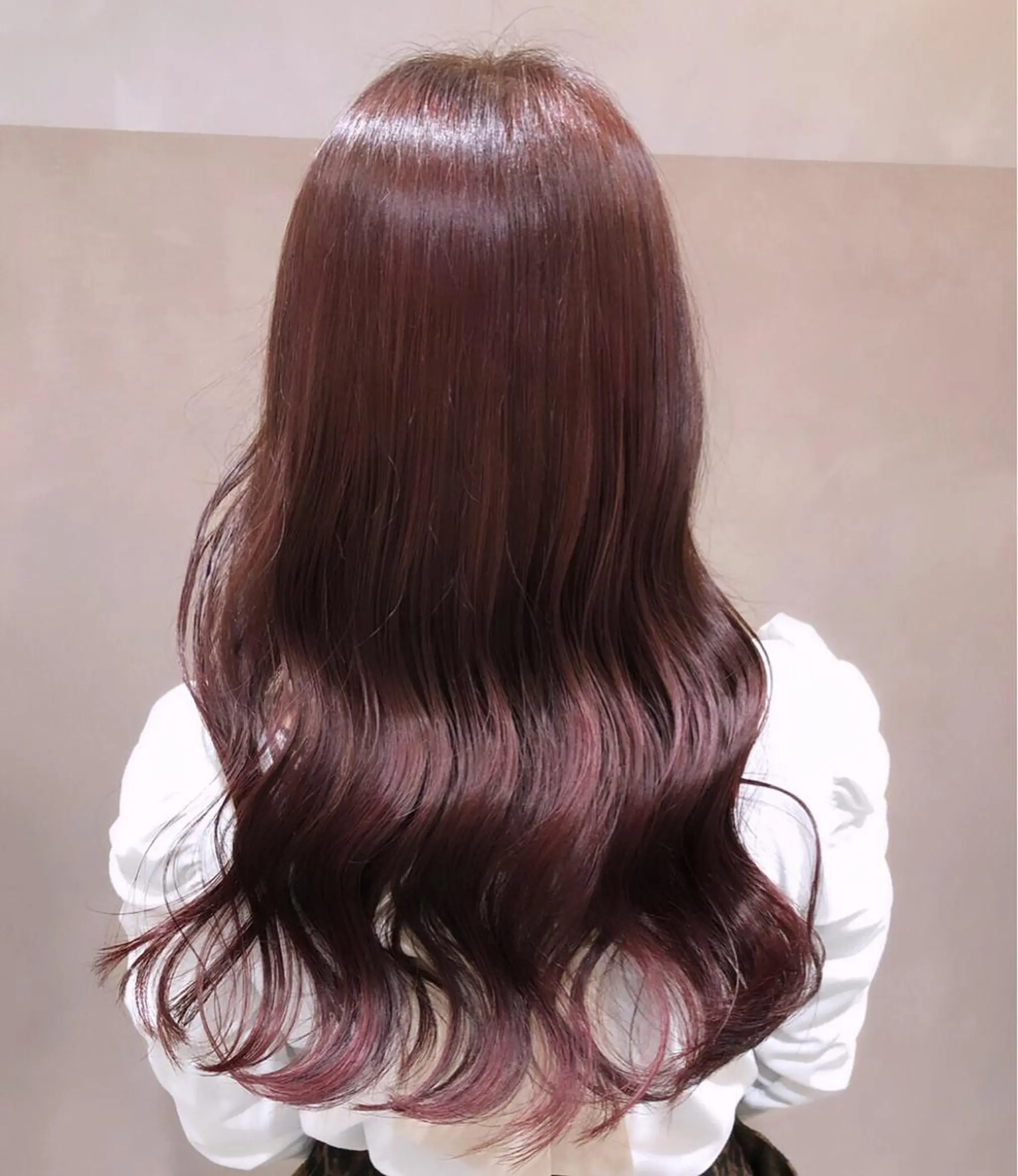 ロング カラー ヘアアレンジ 関谷 あいみのヘアスタイル