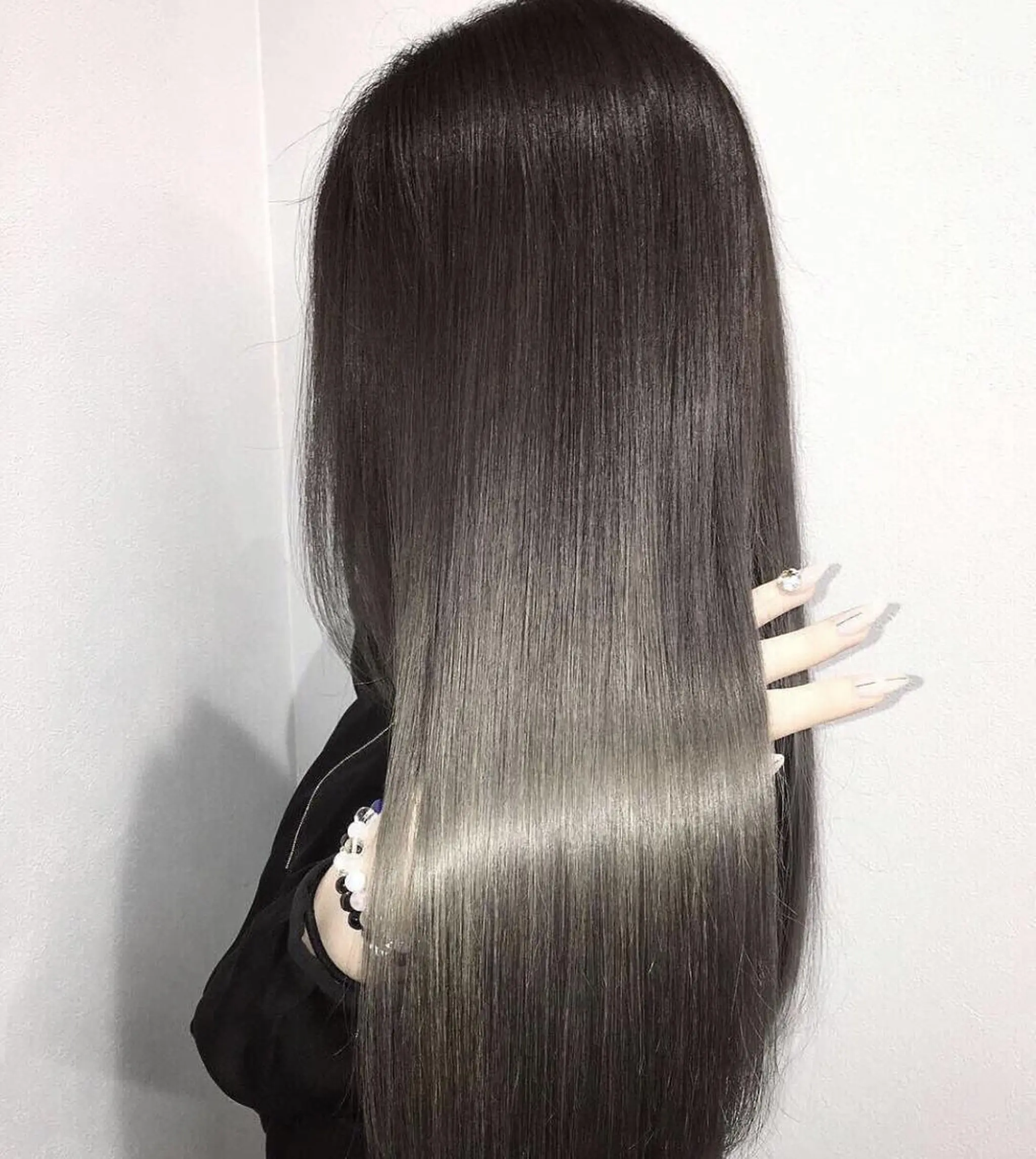 セミロング トリートメント AUBE TOKYO 美髪製作所のヘアスタイル