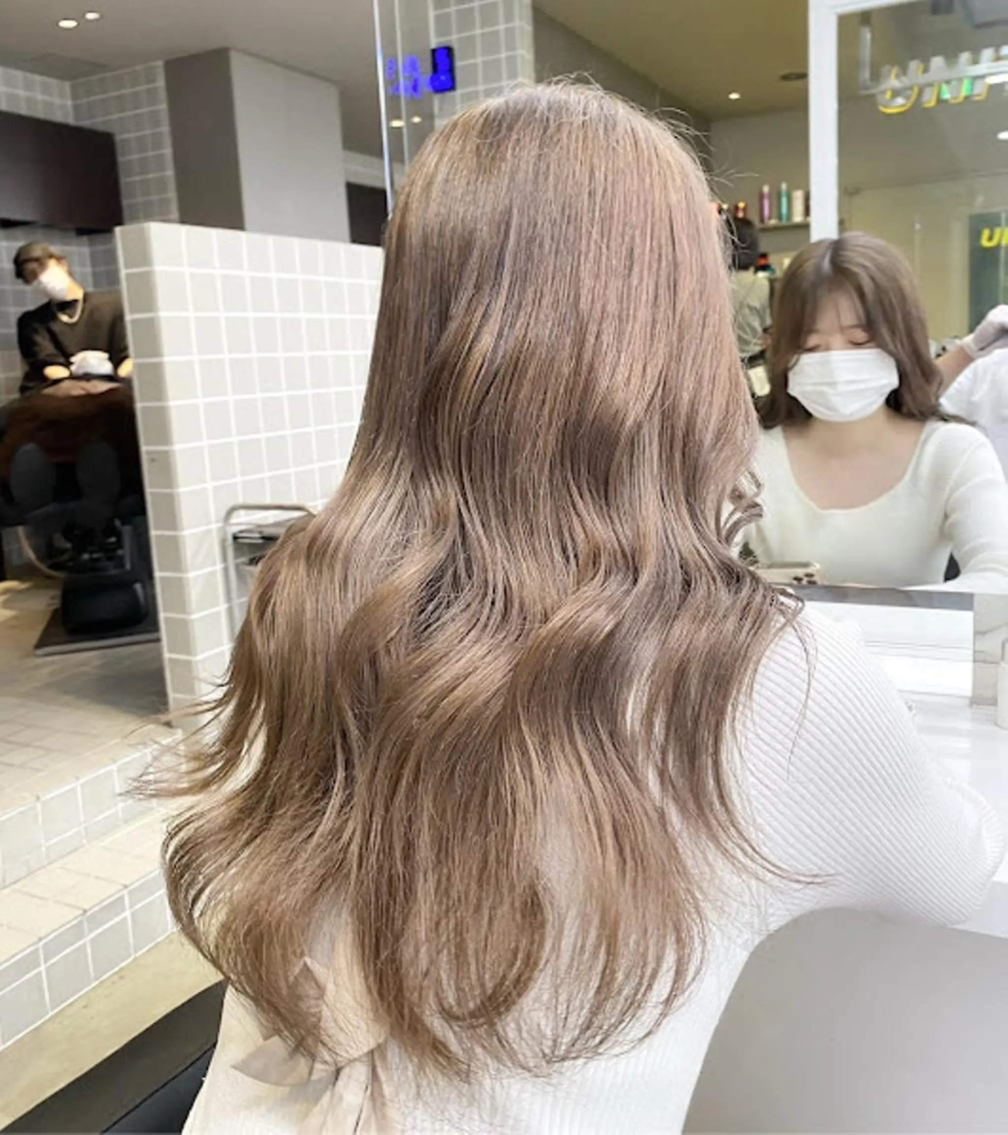 カラー 🥂UNITED公式 🥂横浜店🥂のヘアスタイル