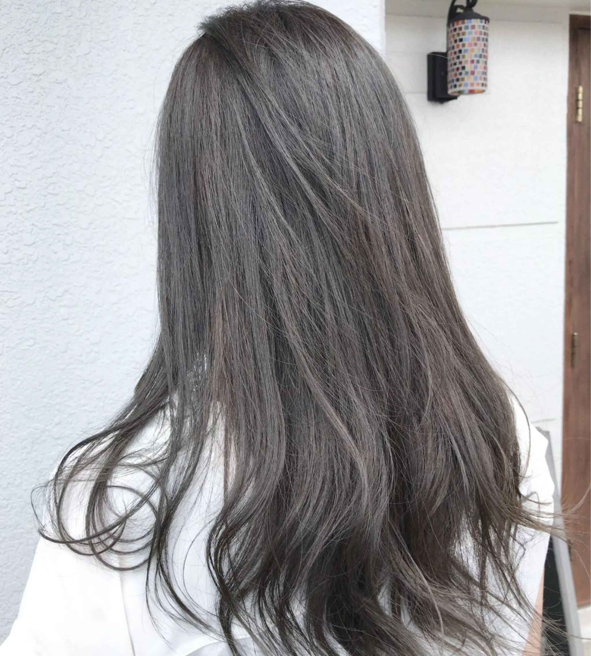 セミロング カラー レイヤーカット匠 イソザキノリユキのヘアスタイル