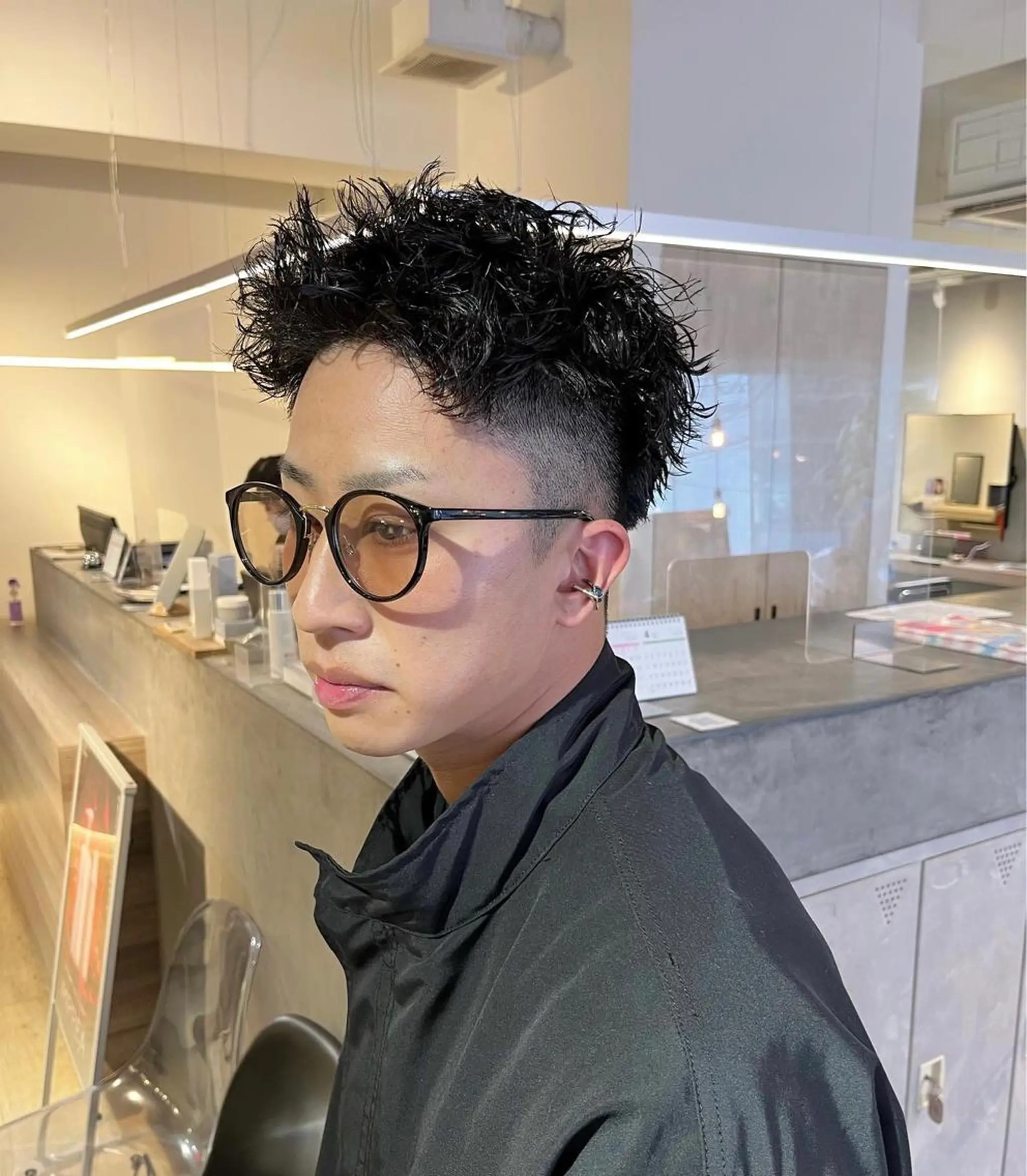 ショート パーマ メンズ カット パーマ メンズ特化美容師 熊田 鼓汰郎のヘアスタイル