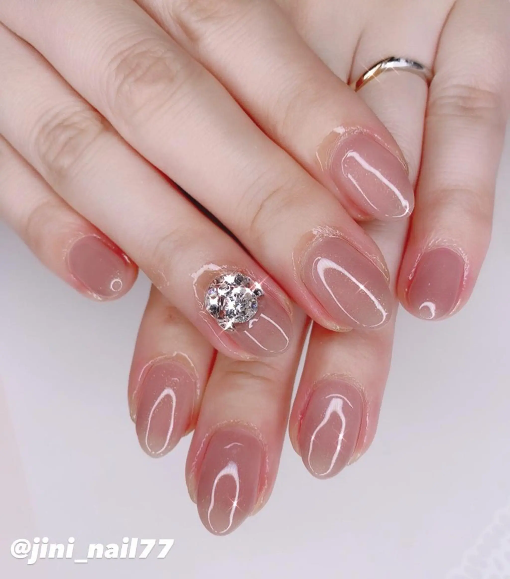 ネイル JINI NAIL所属・ジニ ネイルのネイルデザイン