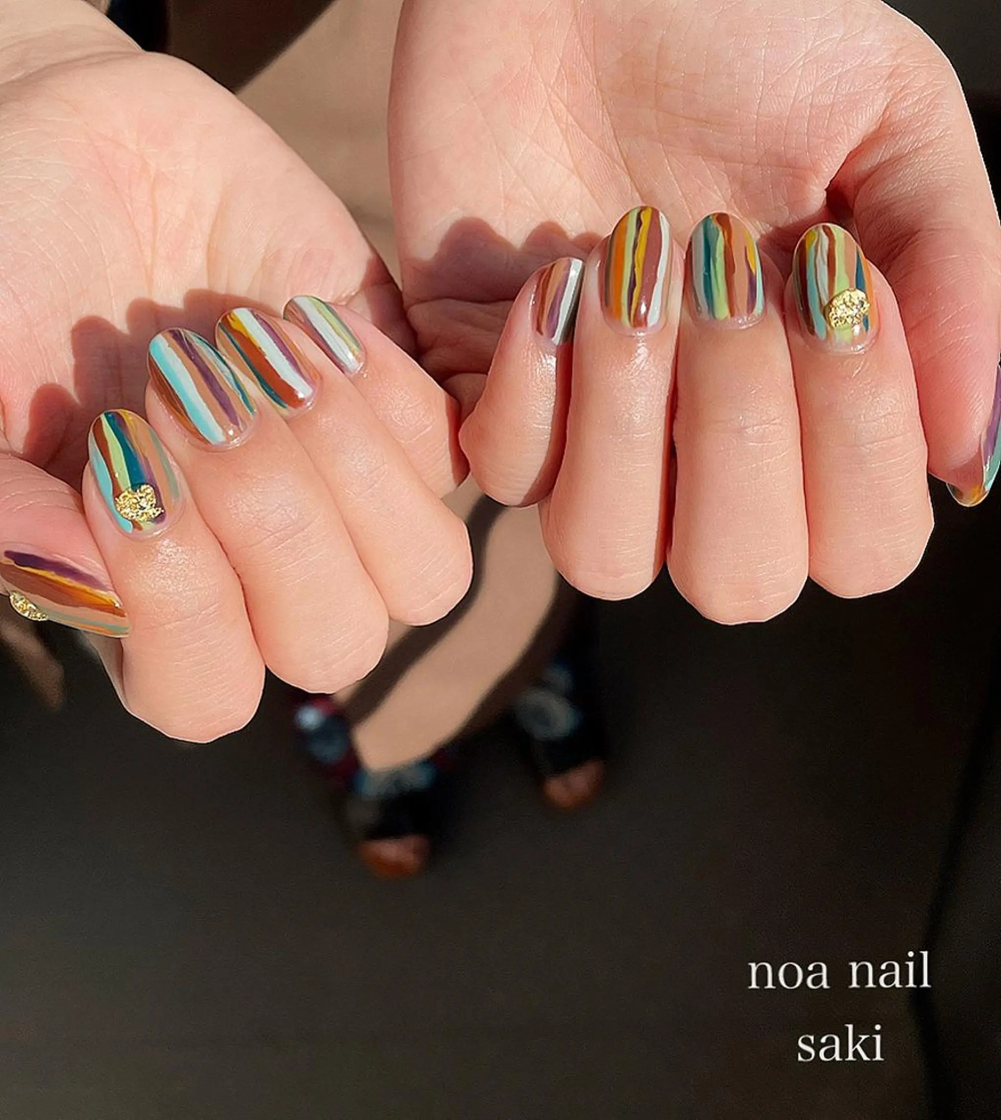 ネイル アートネイル オーロラネイル ジェルネイル 氷ネイル・うるうるネイル 韓国ネイル nailsalon noa所属・nailist sakiのネイルデザイン