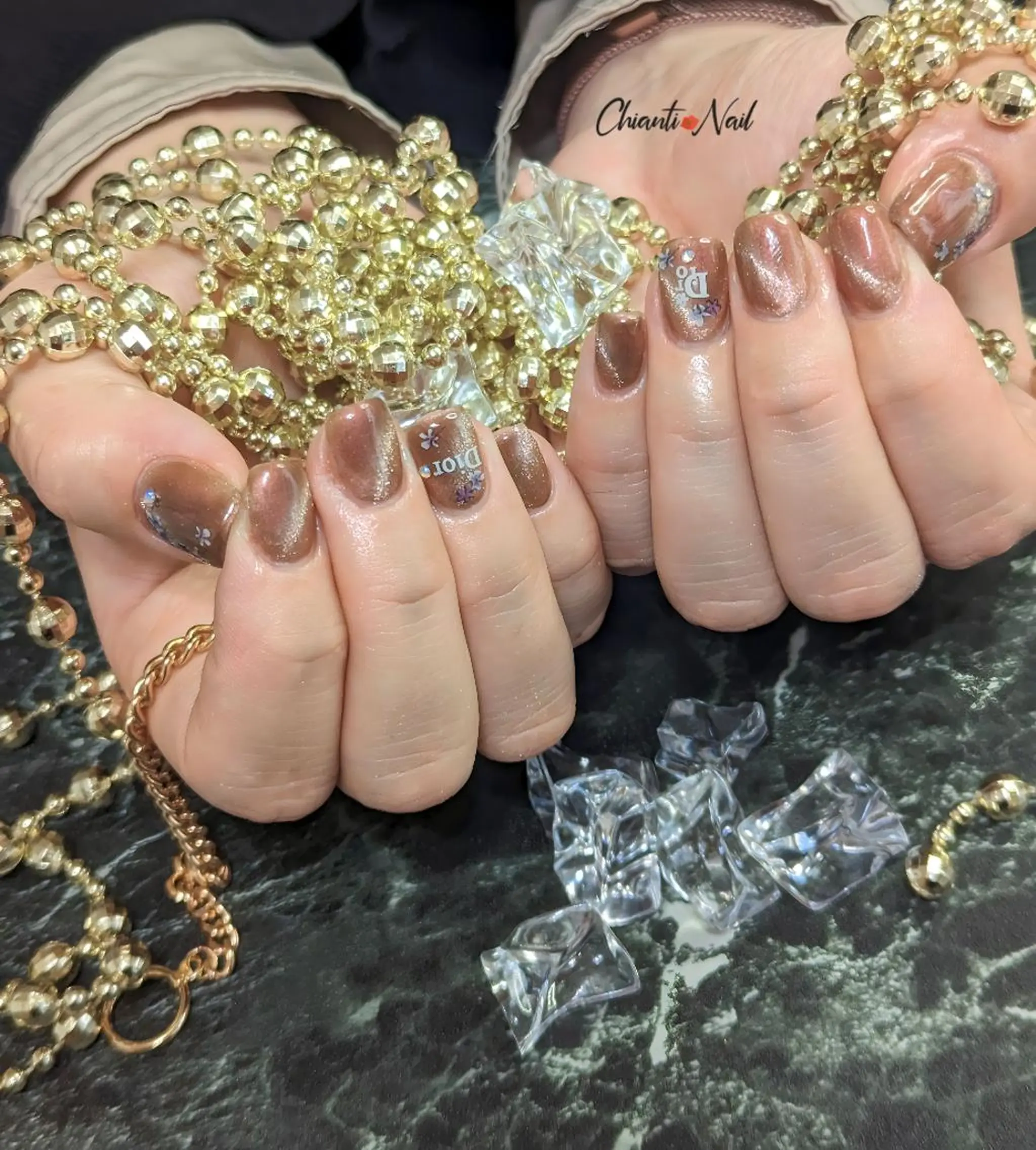 ネイル フラワーネイル マグネットネイル Chianti Nailのネイルデザイン