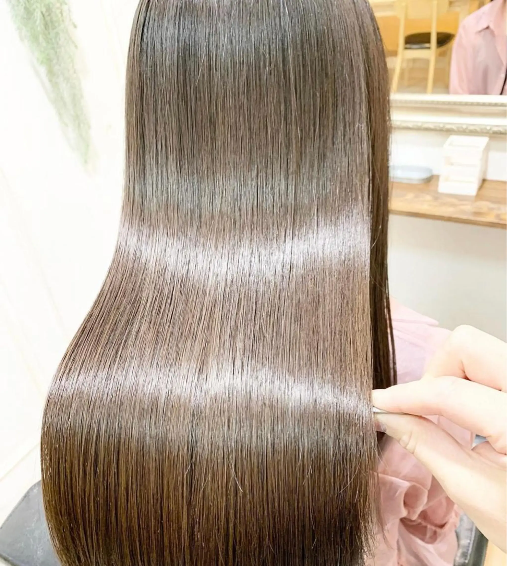 ロング Rubik's 阿倍野店所属・髪質改善 特化サロンのヘアスタイル
