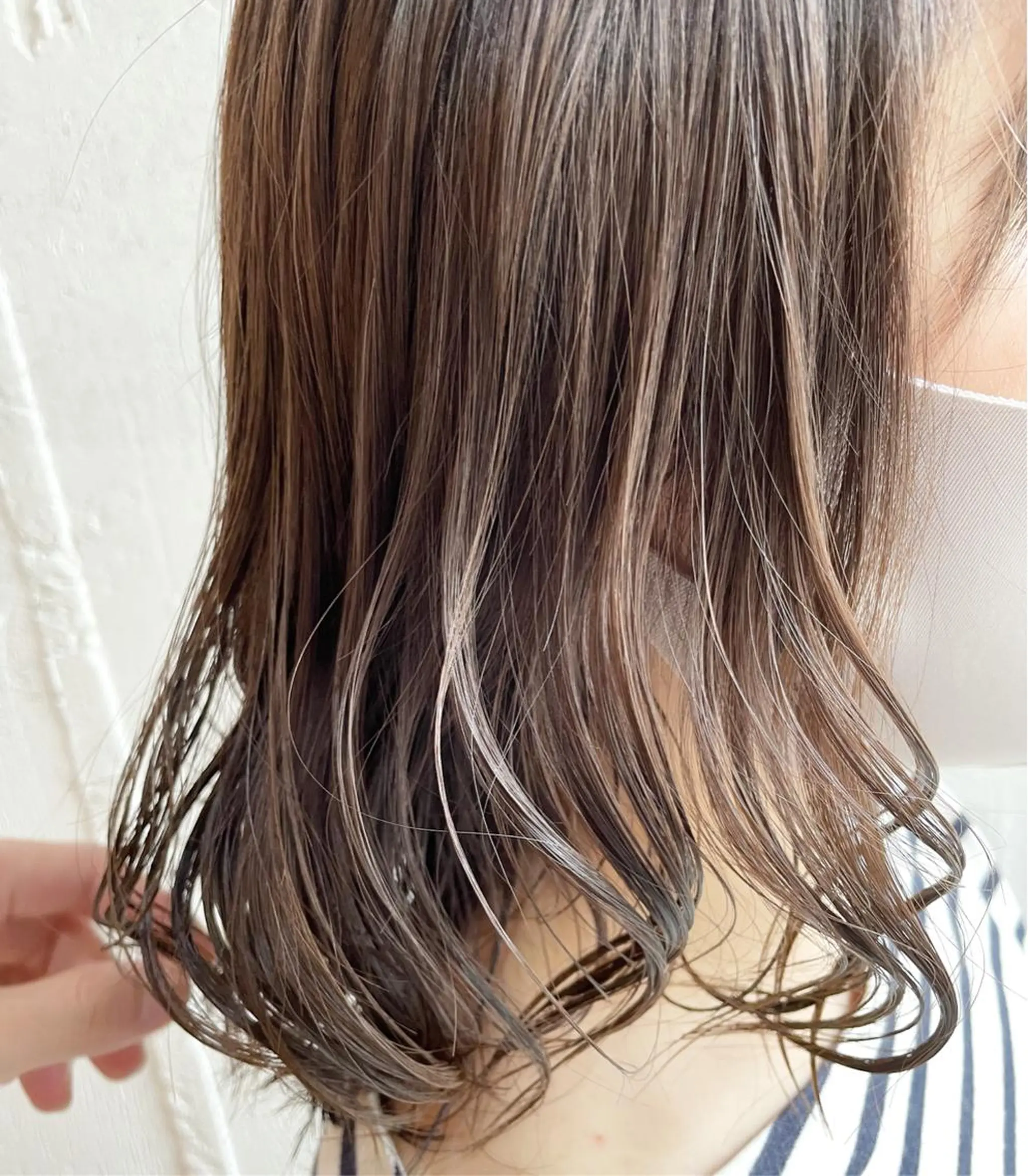 ミディアム カラー 小村 敏司のヘアスタイル