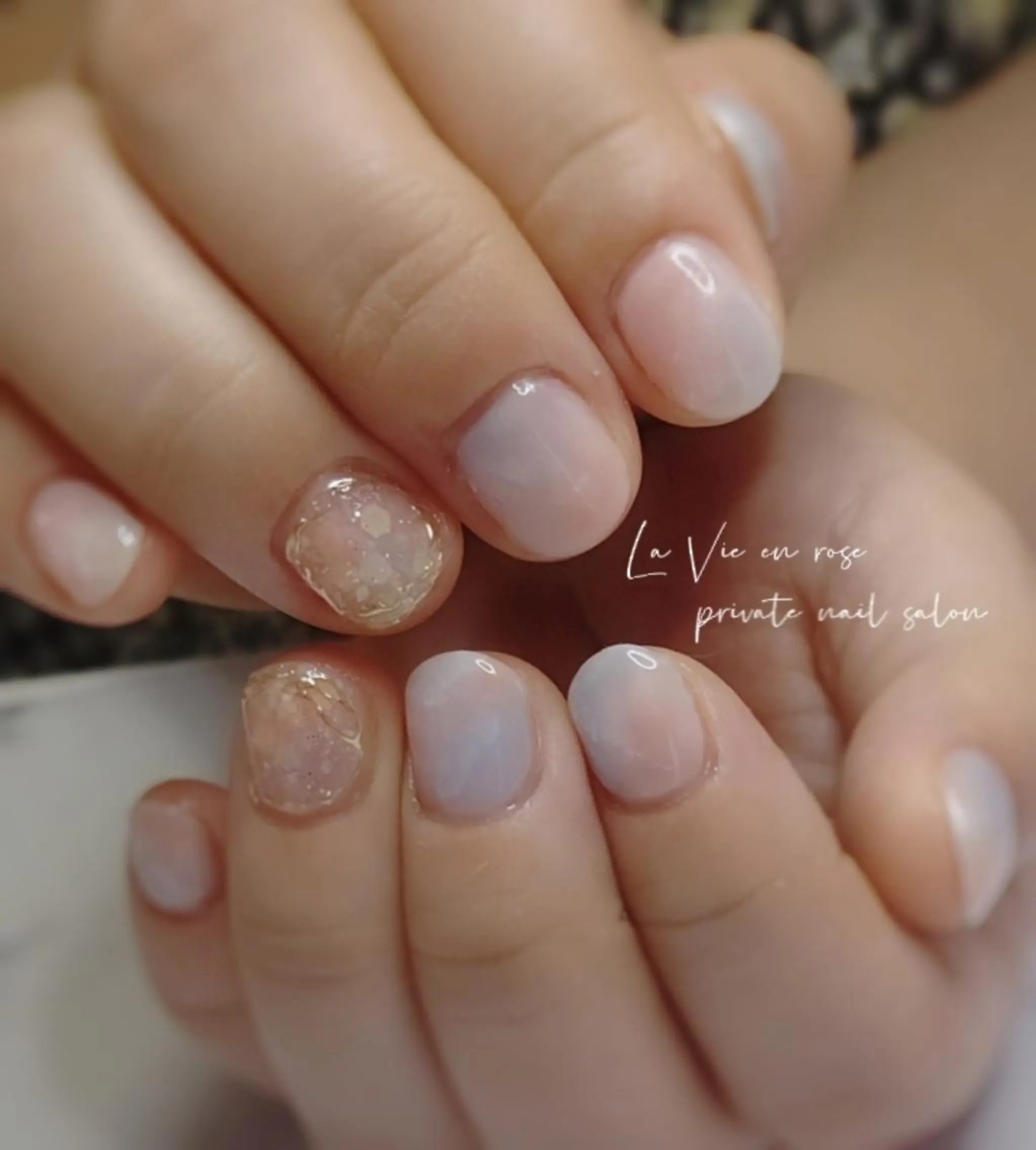 ネイル ラヴィアン ローズのネイルデザイン