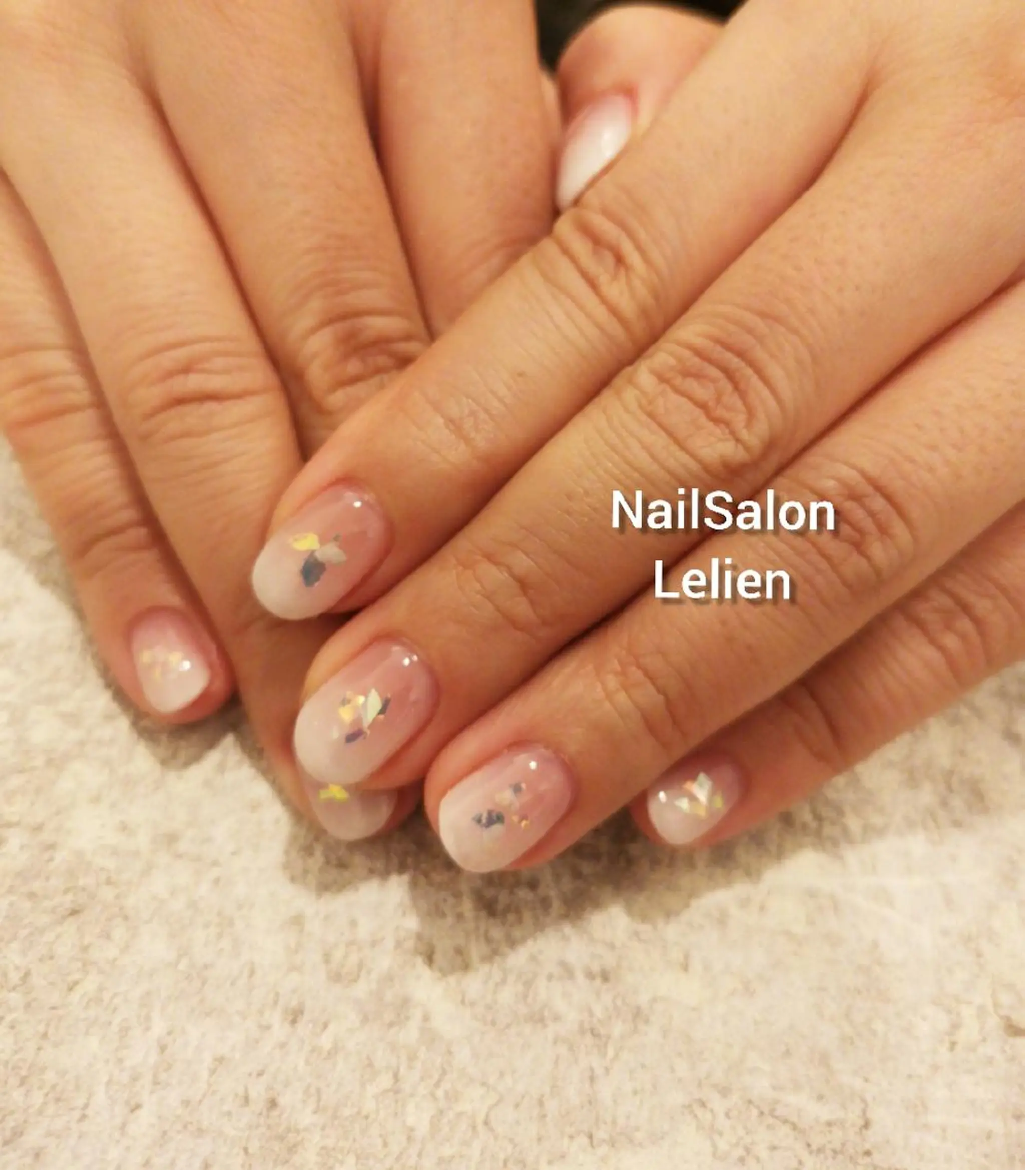 ネイル オーロラネイル グラデーション 人気エリア💖完全個室【ルリエ】所属・ネイルサロン Lelienルリエのネイルデザイン