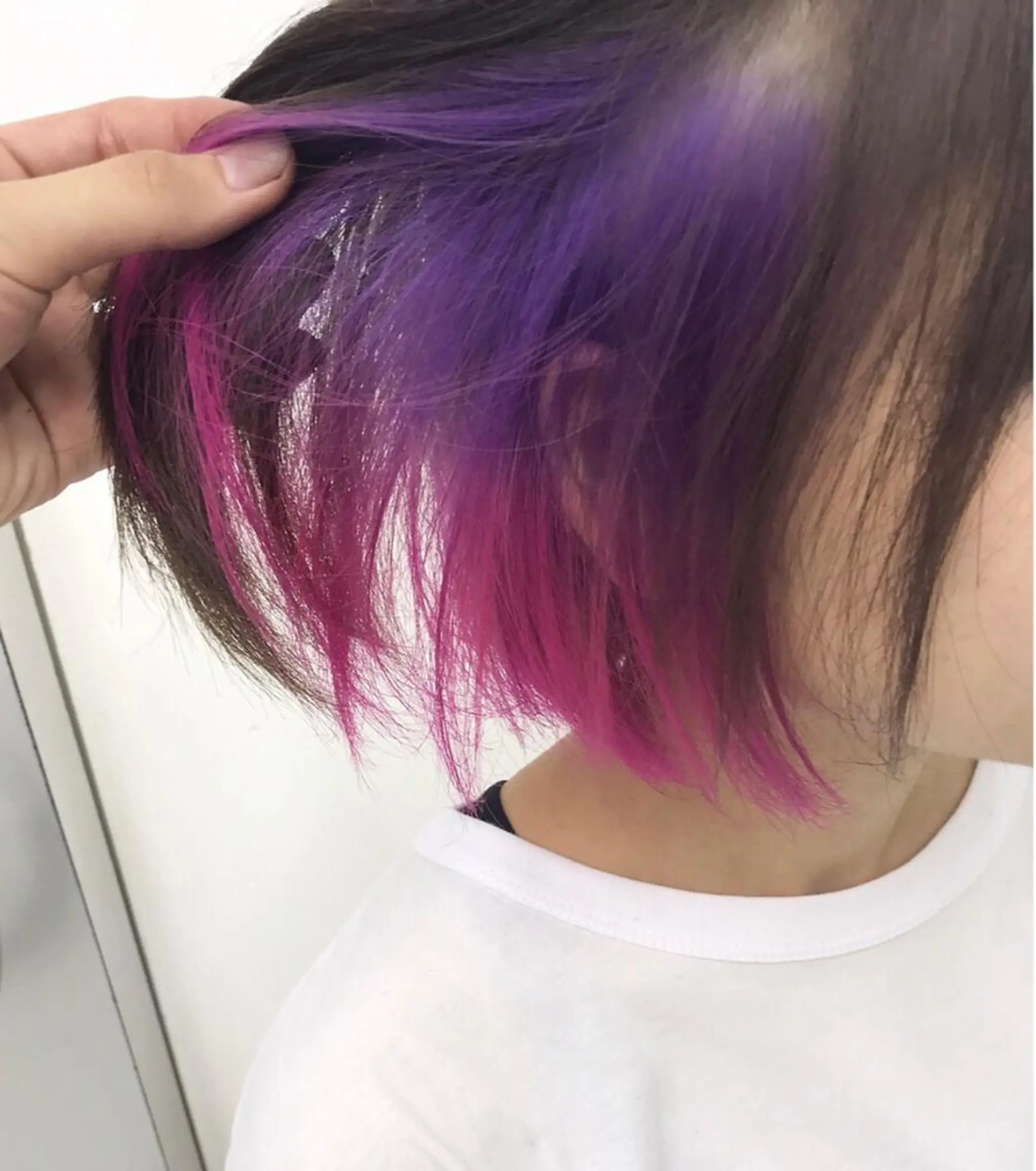 ショート カラー インナーカラー ヘアカラー 岩崎 裕司のヘアスタイル