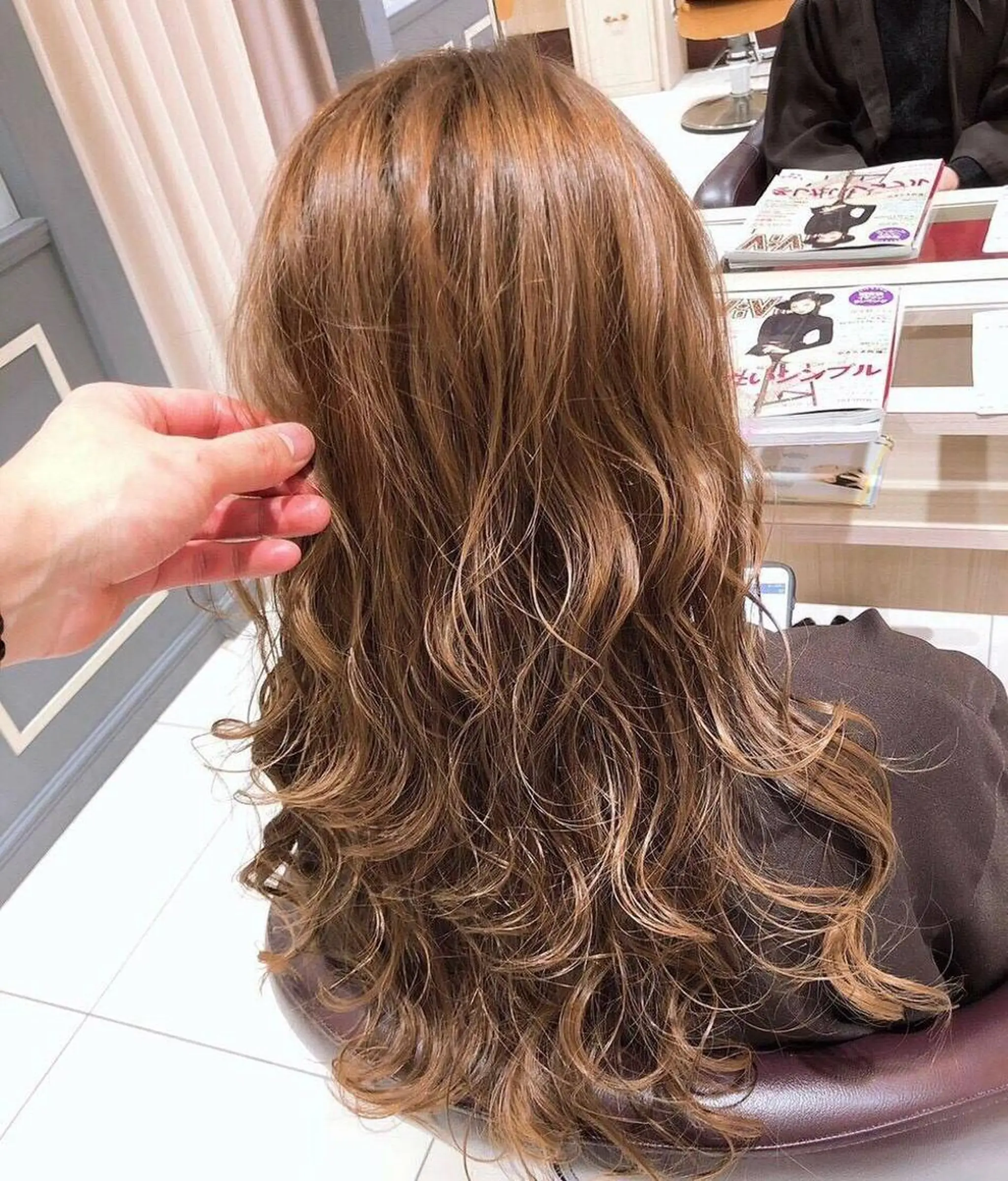 ロング 金井 郁弥のヘアスタイル