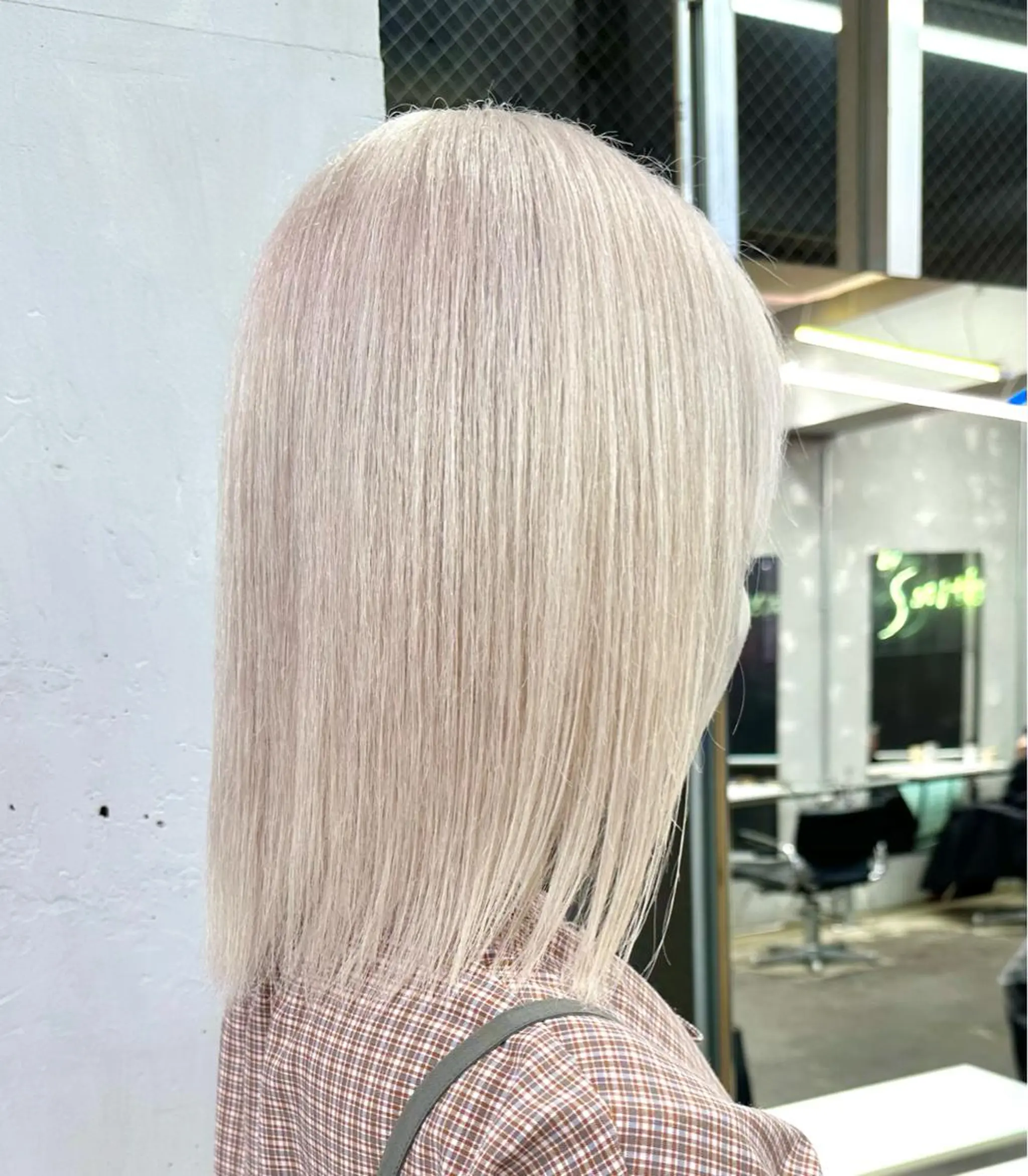 ミディアム カラー パーマ ヘアアレンジ メンズ ヘアカラー トリートメント 抜きっぱなしブロンド ササキカズマのヘアスタイル