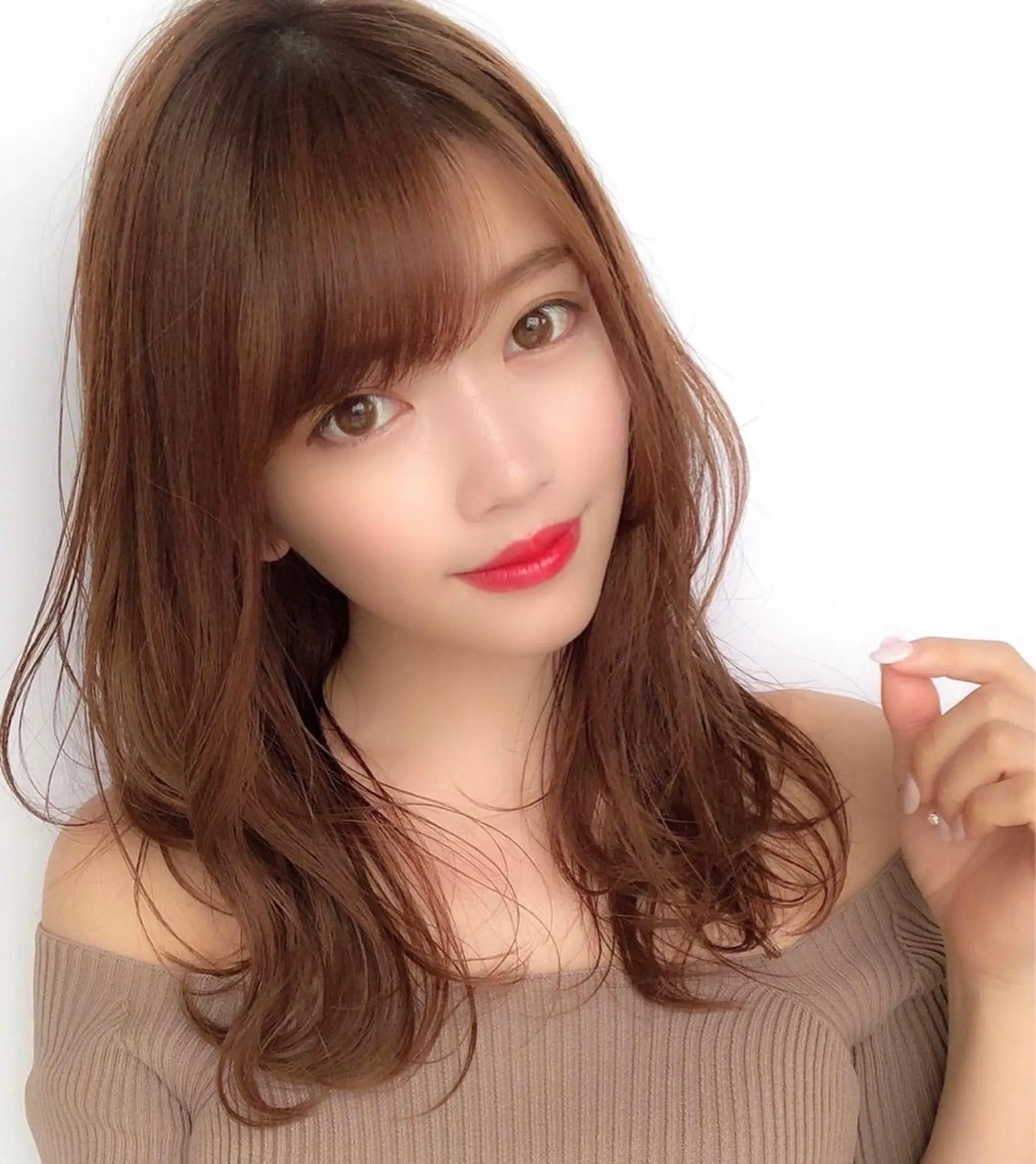 セミロング カット ヘアカラー トリートメント 🧡くびれヘア/前髪 顔周り🧡久原結衣のヘアスタイル