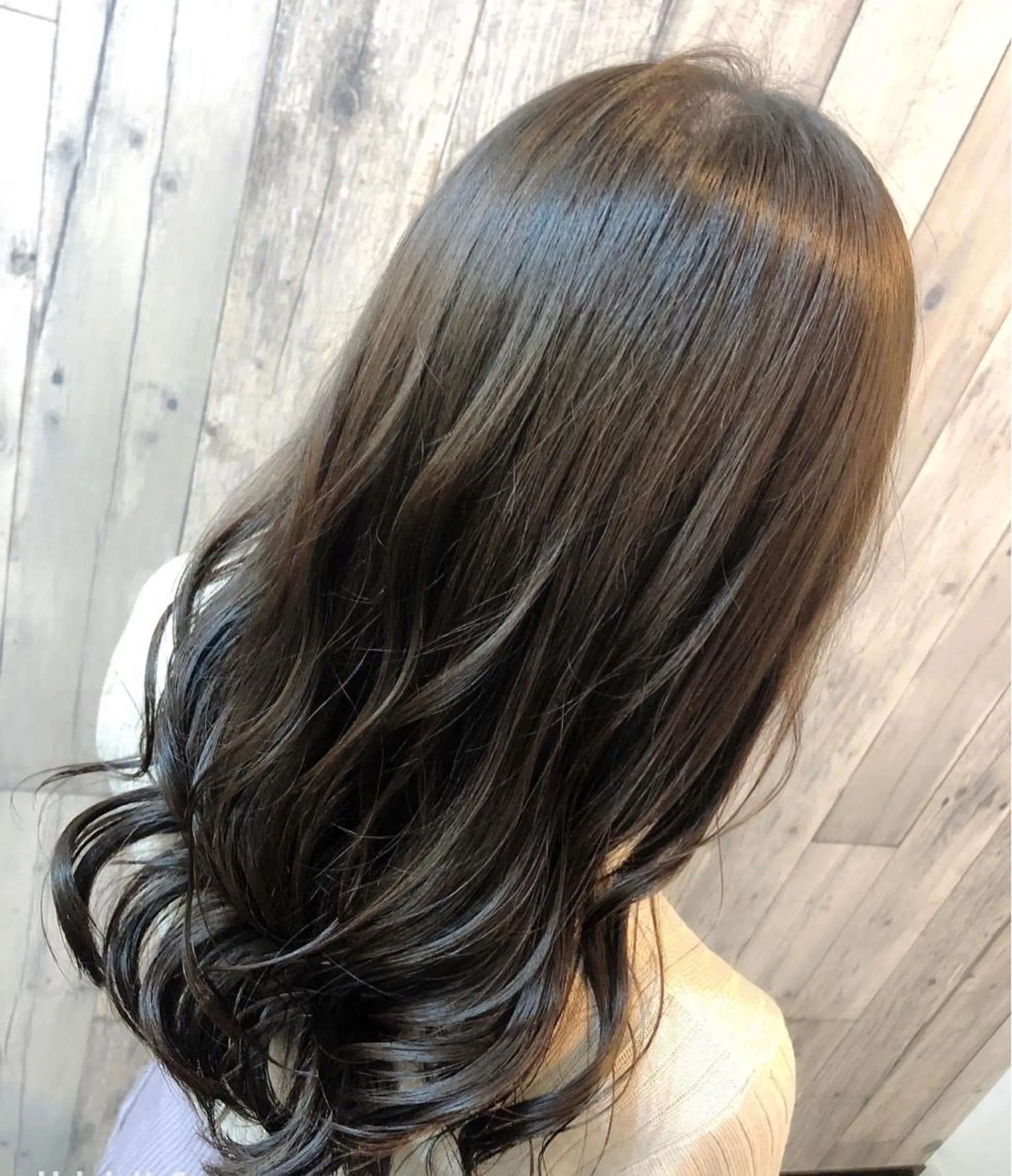 ロング カラー グレージュ ATOLL所属・ATOLL 武藤のヘアスタイル